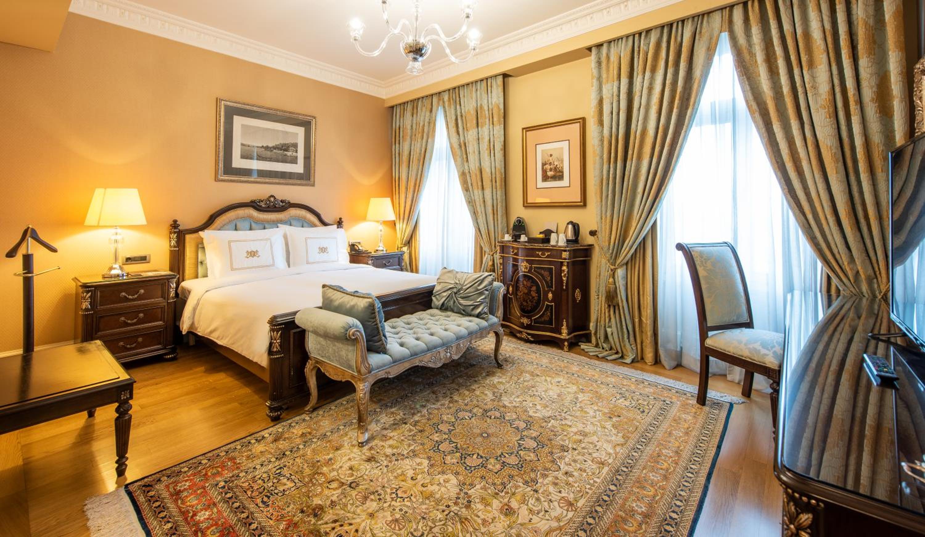 Pera Palace Hotel - Image 17