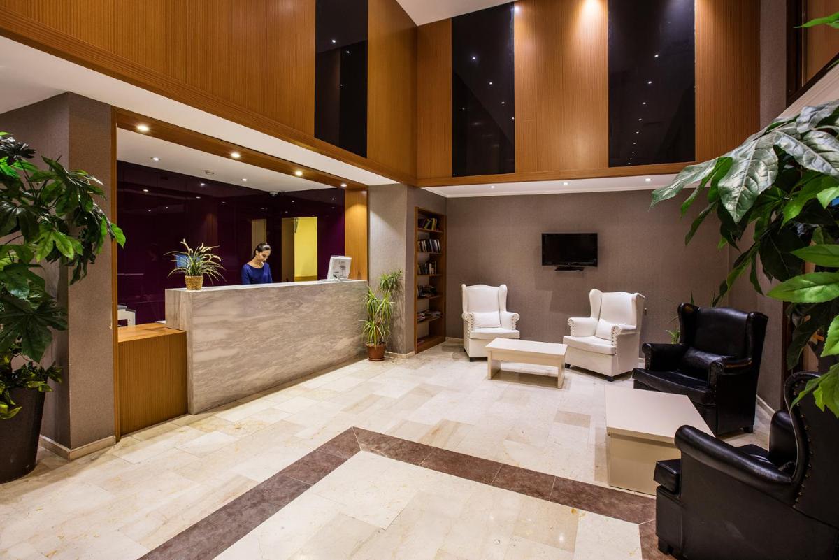 City's Hill Hotel - Image 9