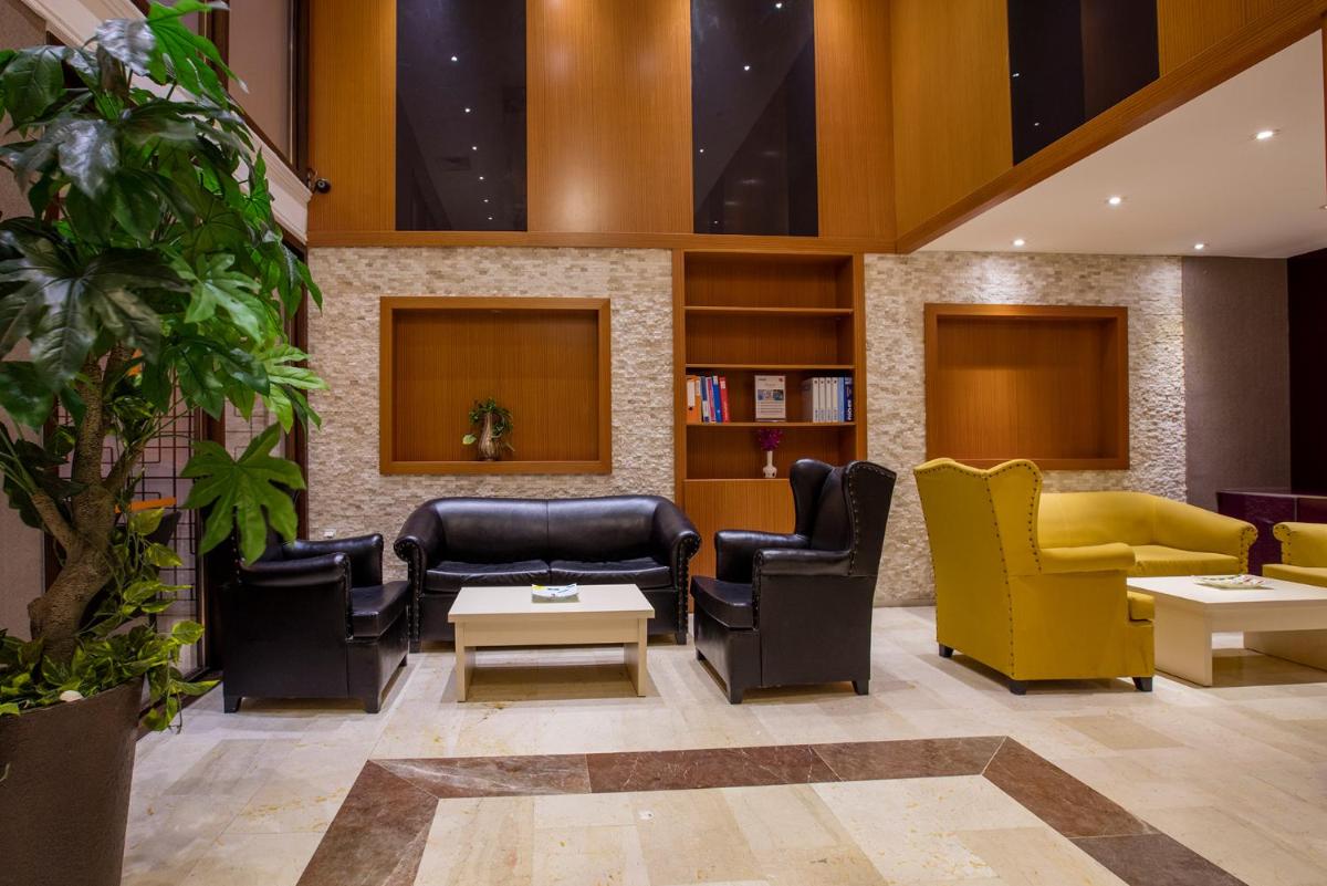 City's Hill Hotel - Image 8