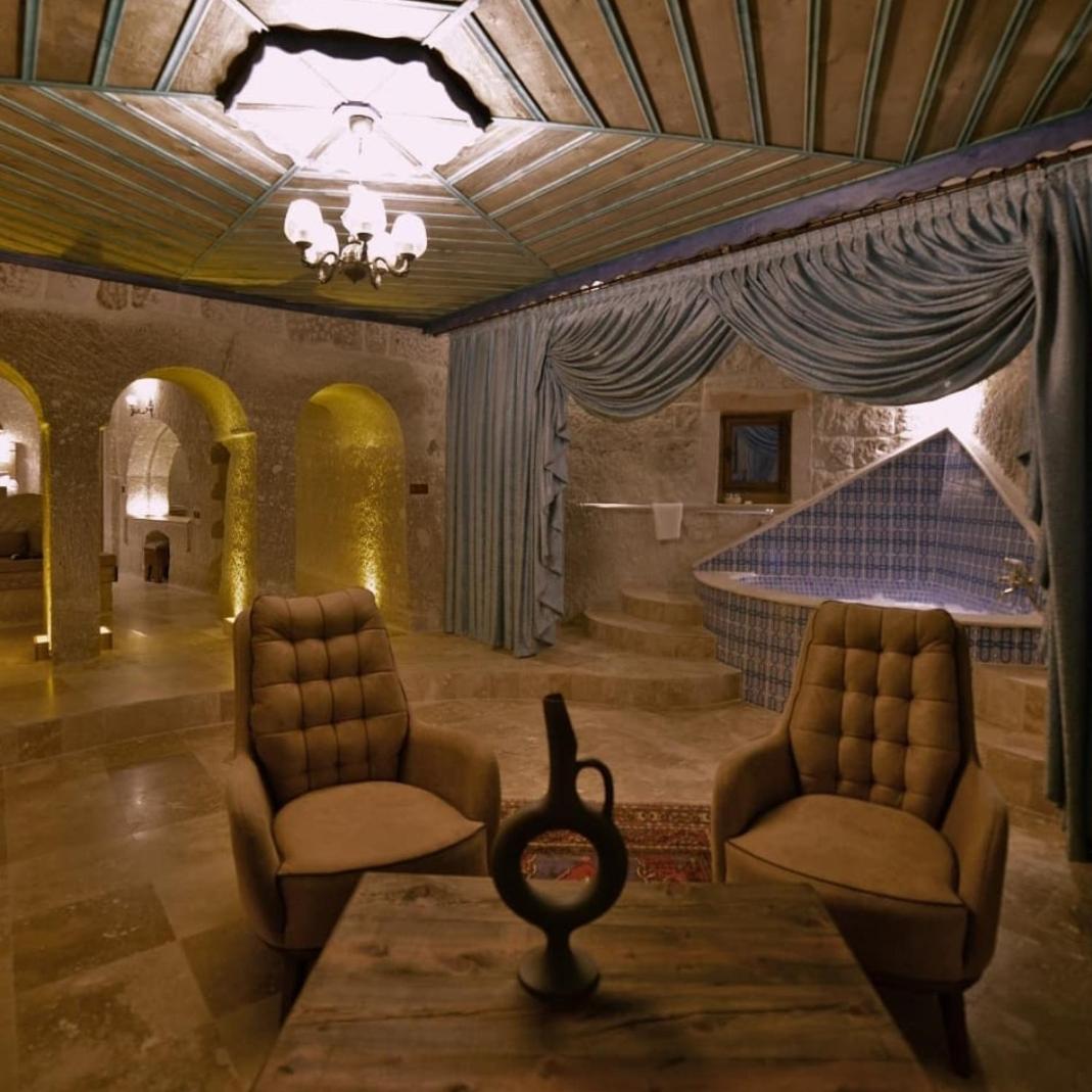 Grand Cave Suites - Image 11