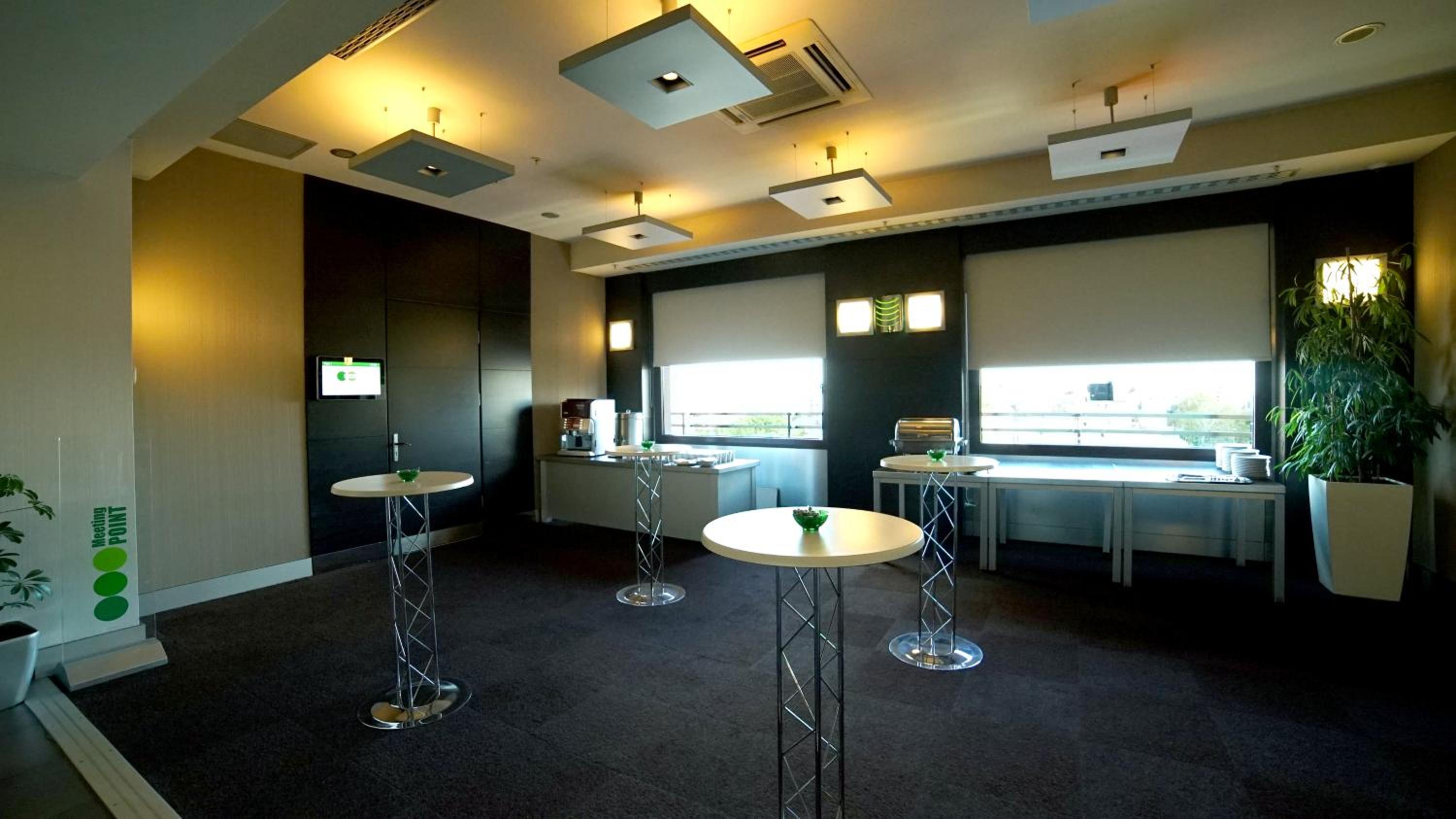 Point Hotel Taksim - Image 61