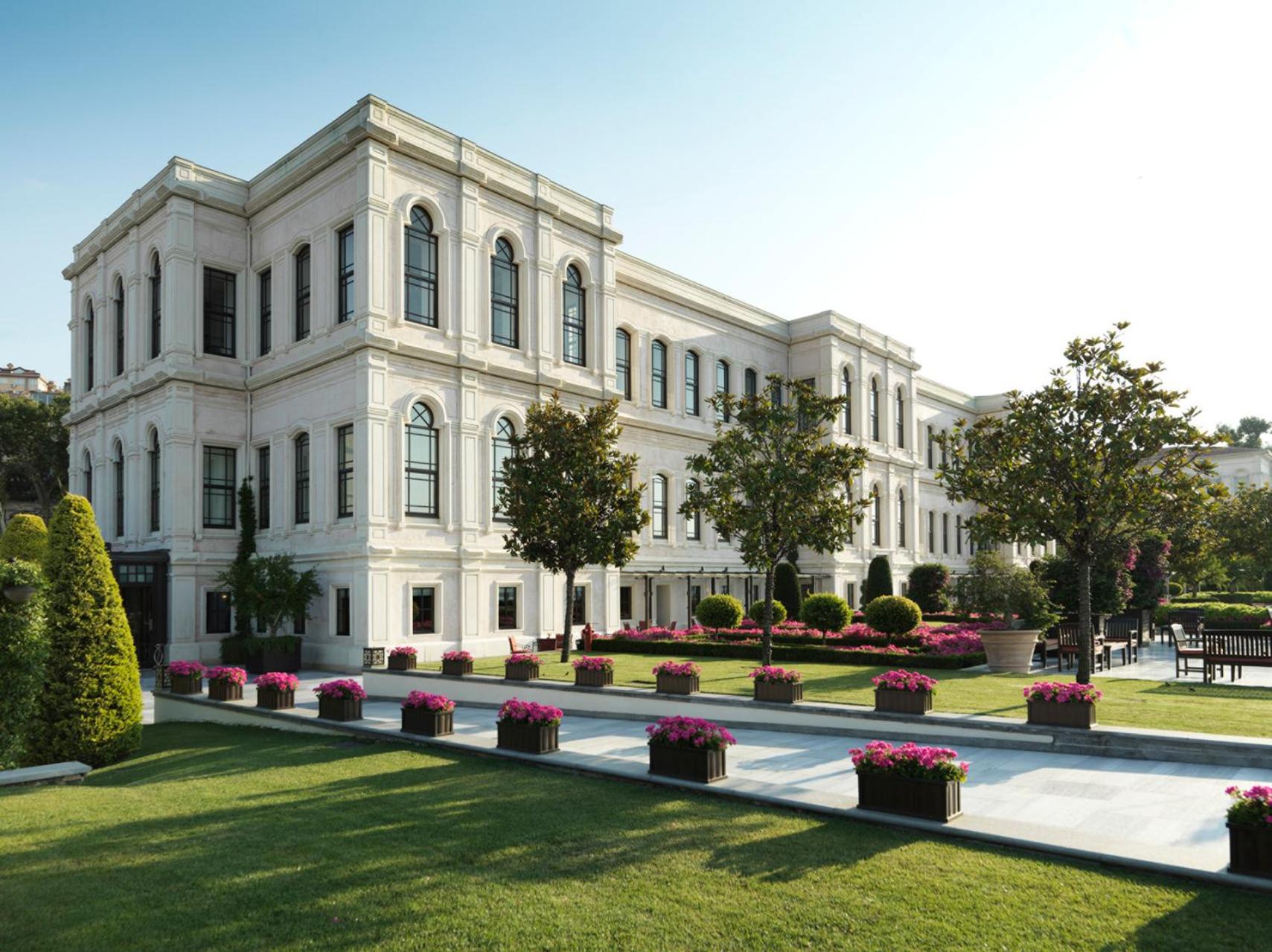 Four Seasons Hotel Istanbul at the Bosphorus - Image 32