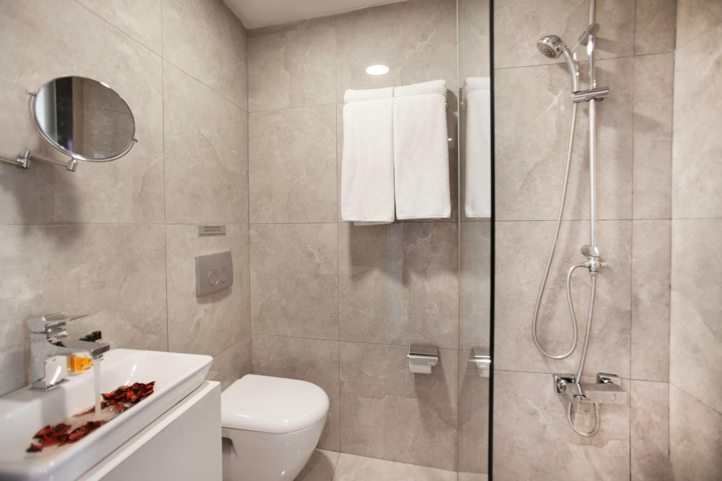 Duo Galata Otel - Image 9