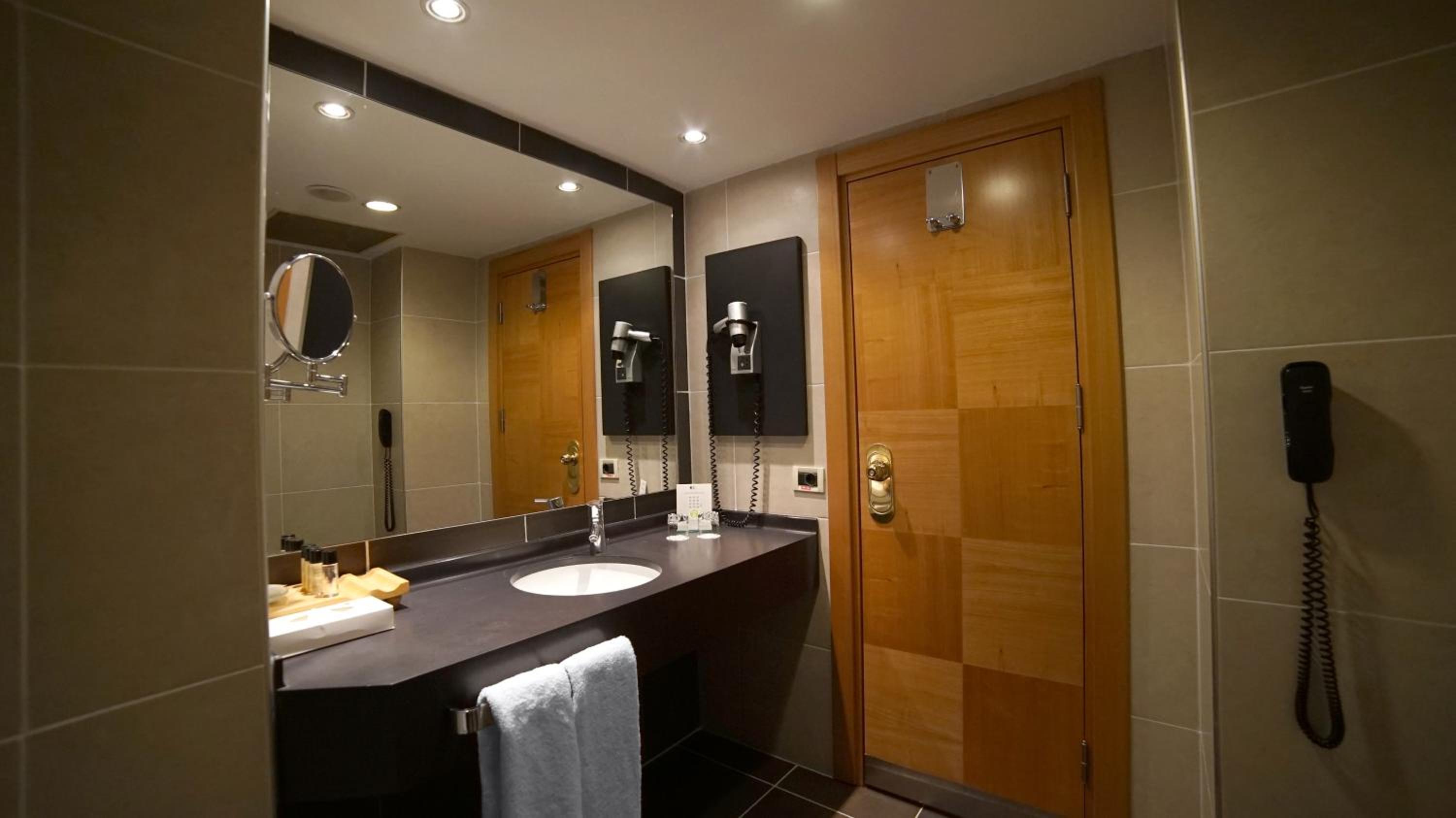 Point Hotel Taksim - Image 20