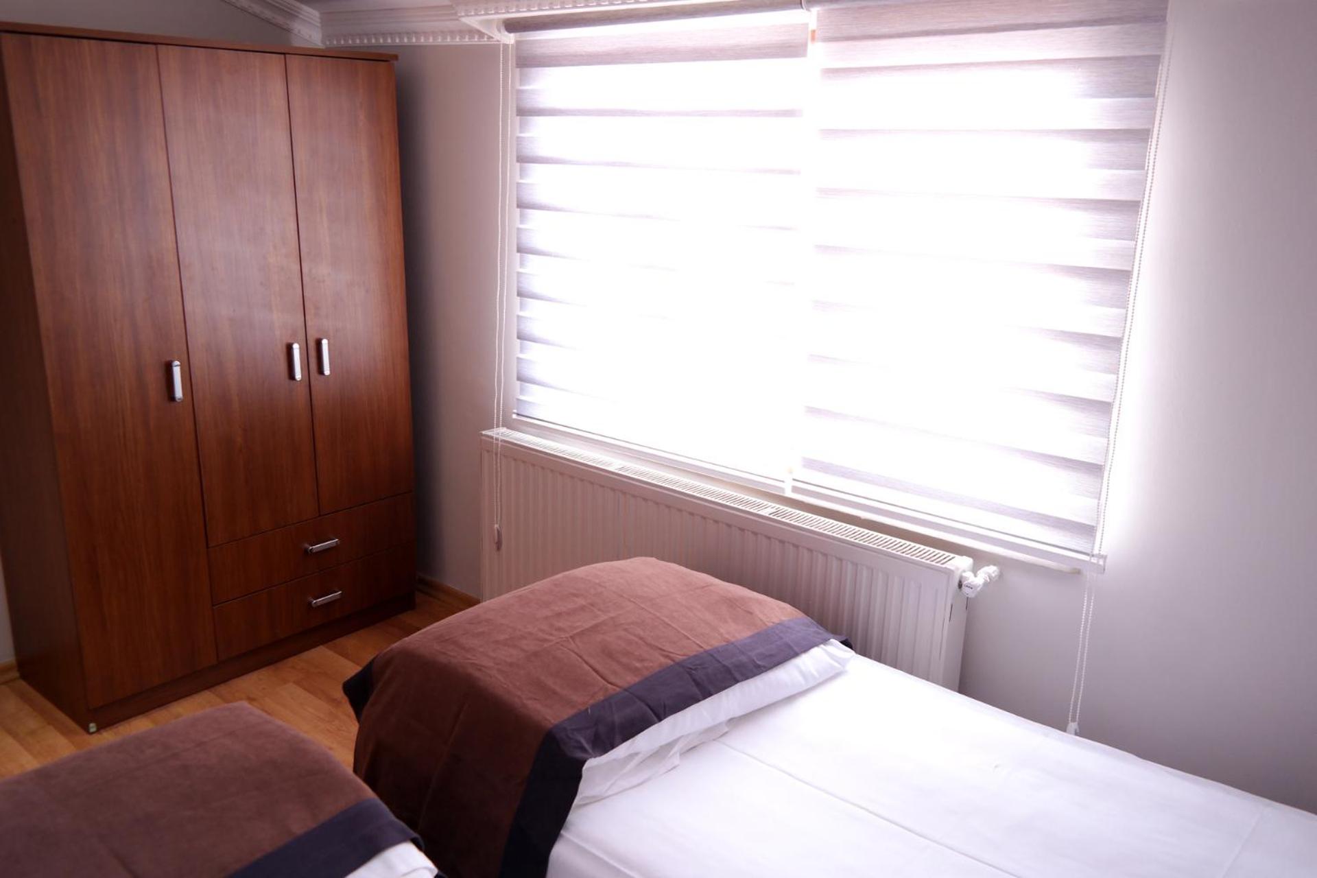 Sheriff Residence - Image 23