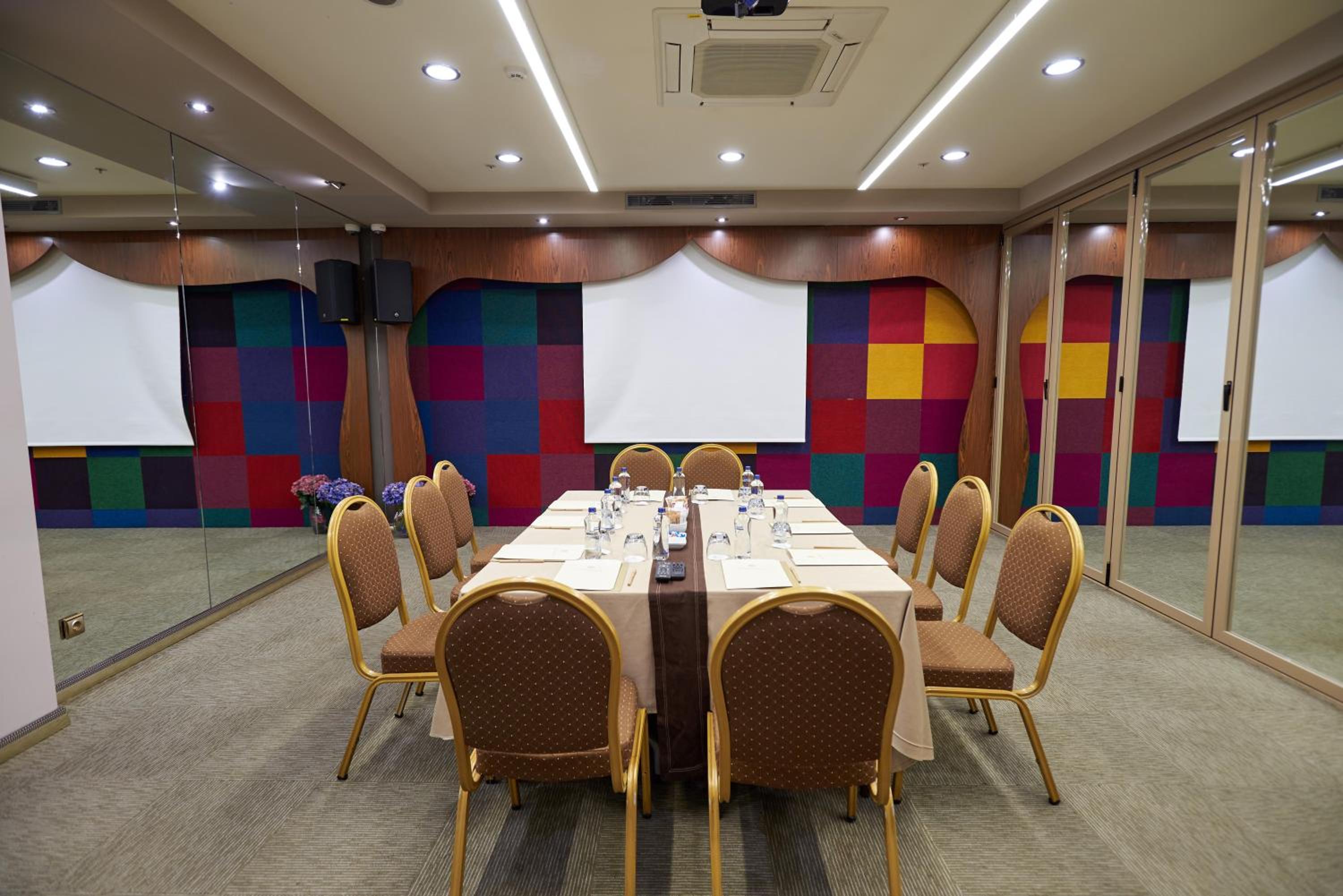 Hotel Yasmak Sultan - Image 41