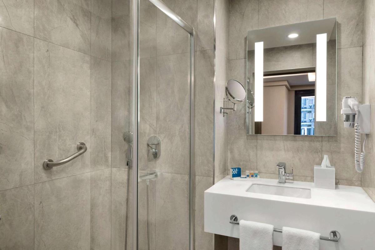 Tryp by Wyndham Istanbul Taksim - Image 5