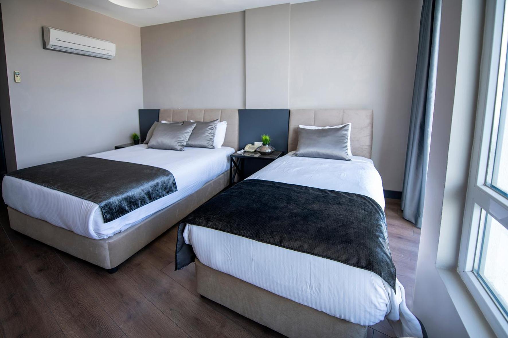 Tourist Hotel - Image 22