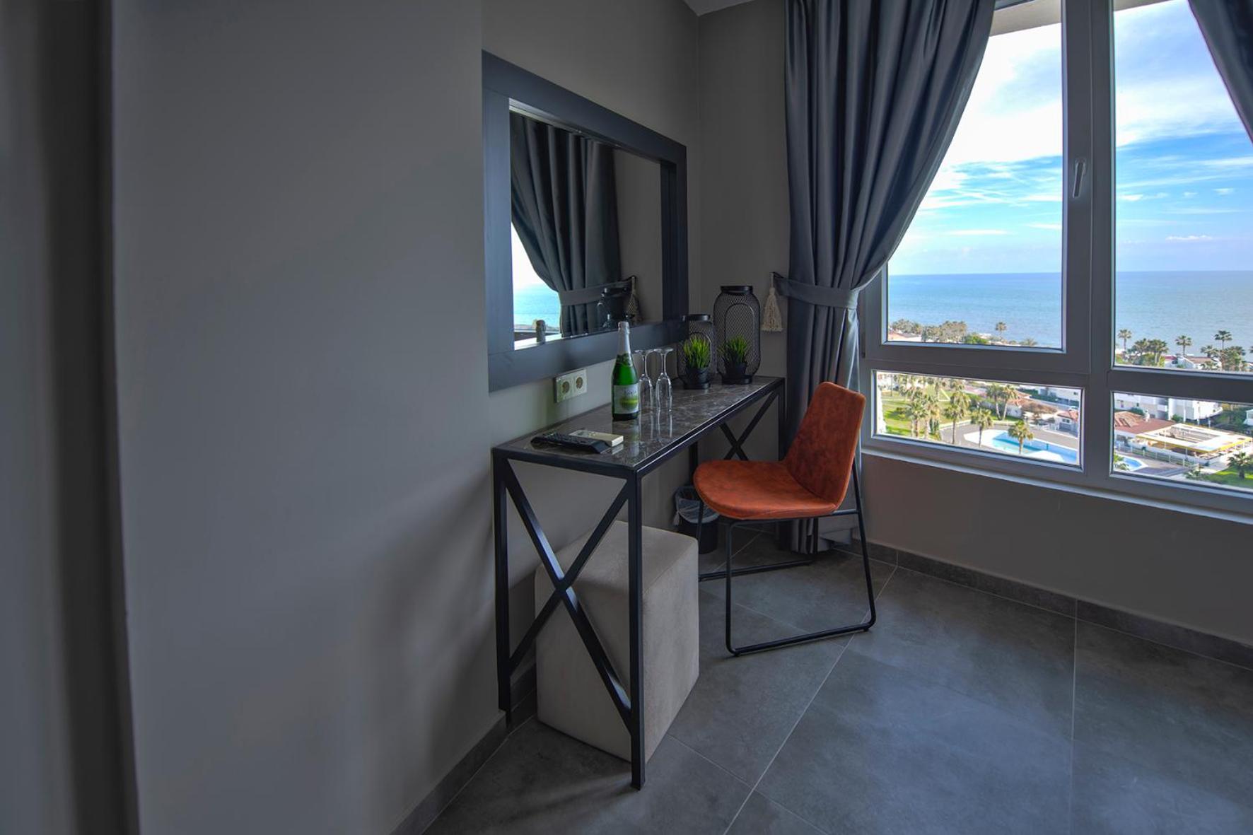 Tourist Hotel - Image 18