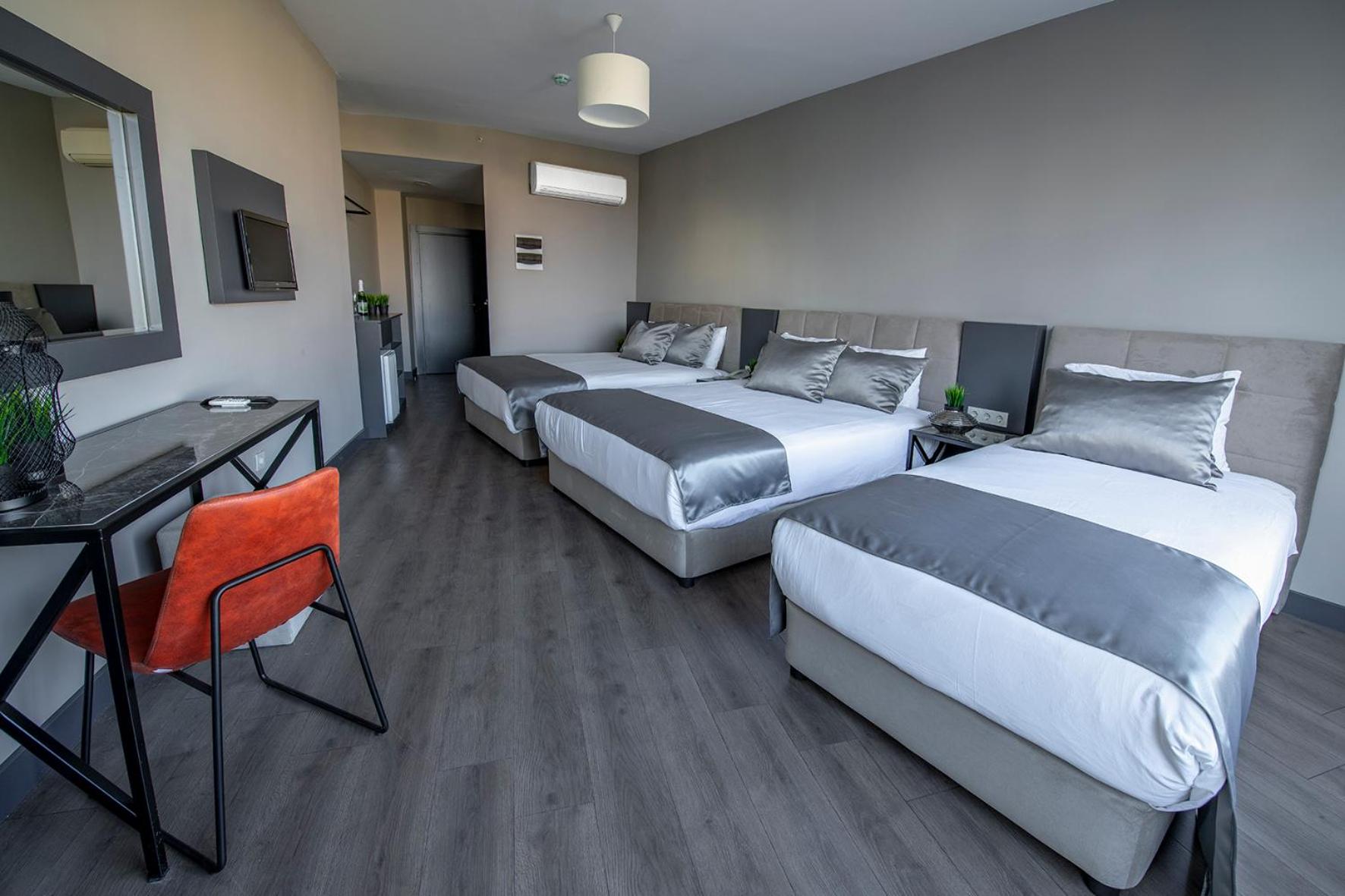 Tourist Hotel - Image 50