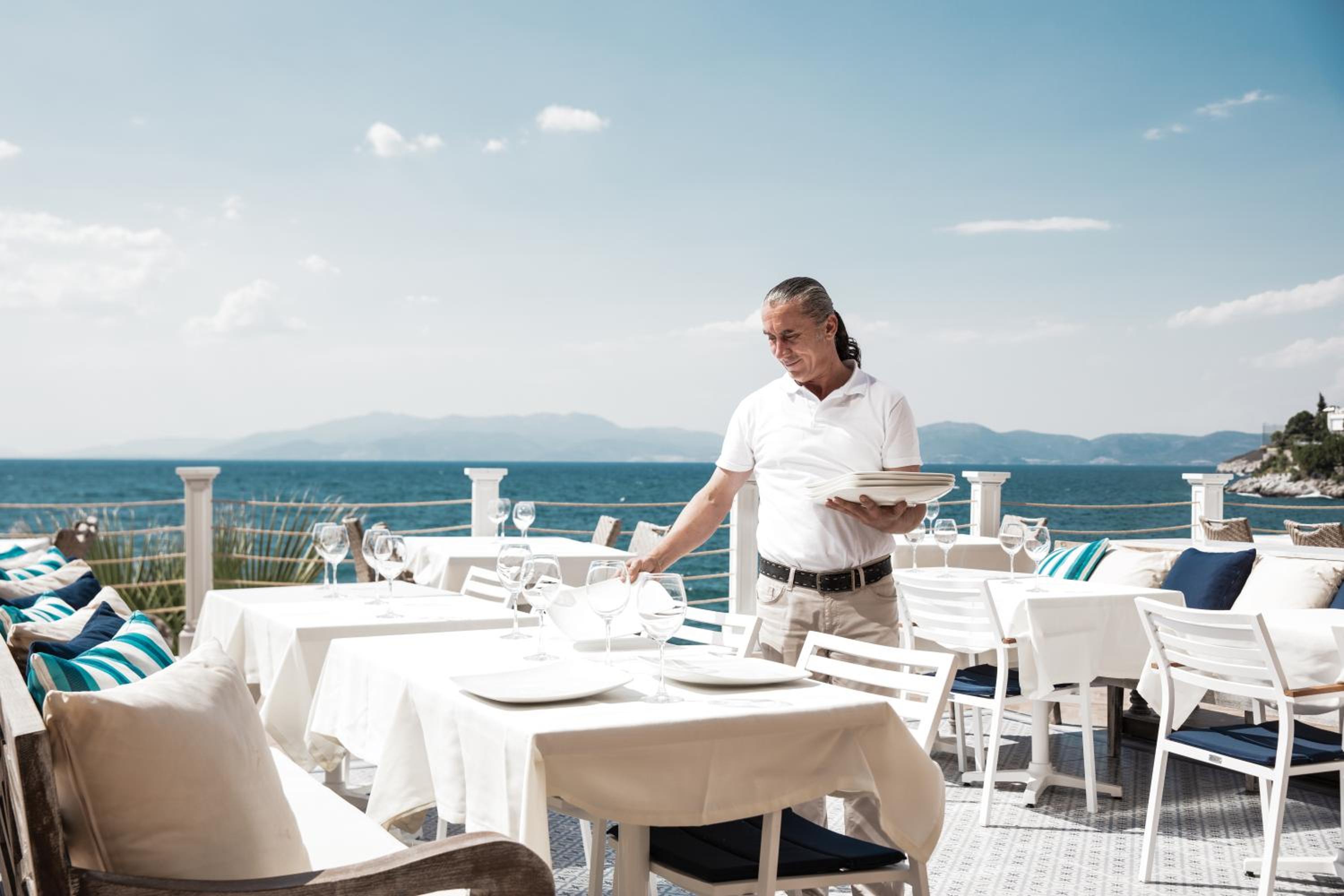 Charisma De Luxe Hotel - Image 62