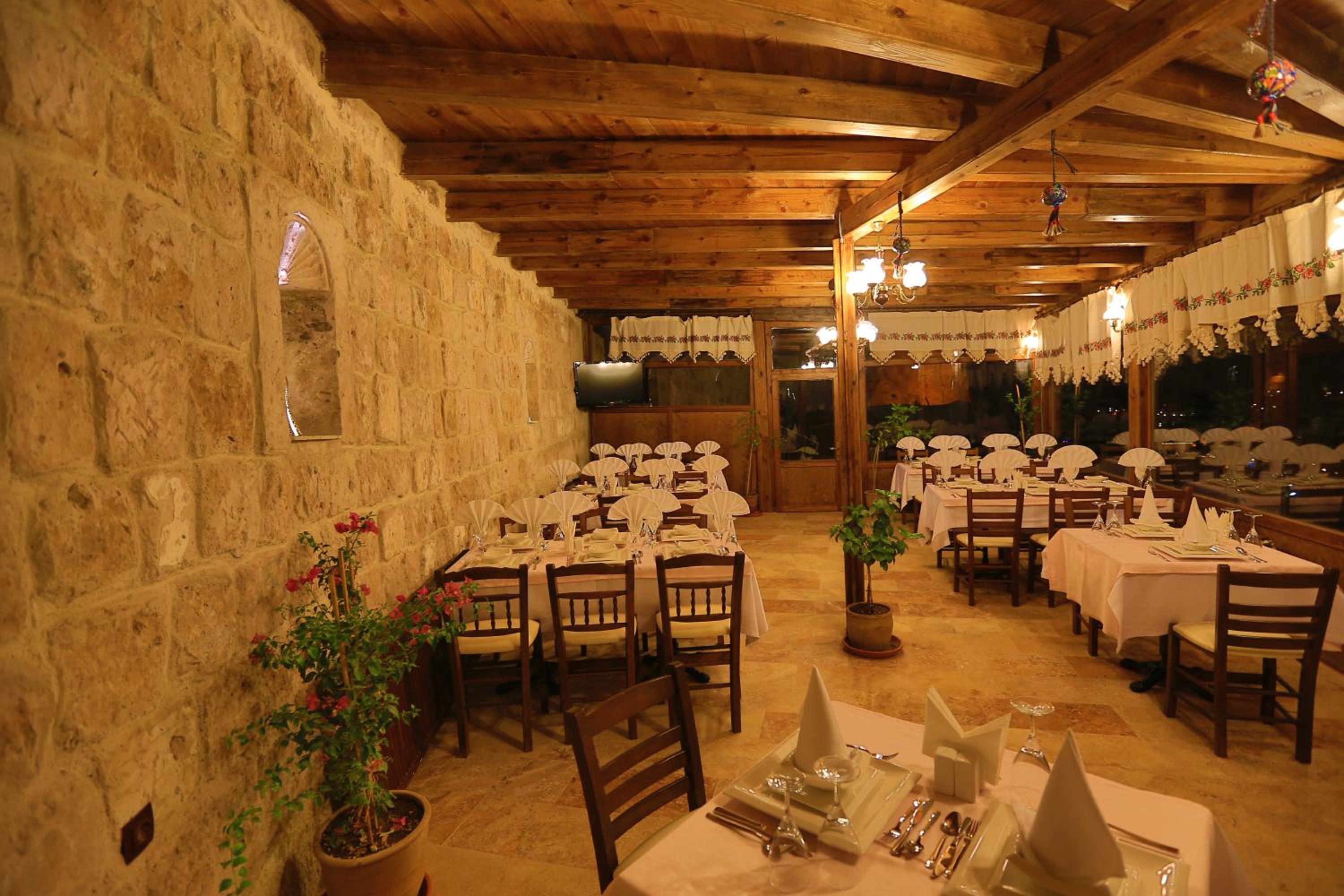 Grand Cave Suites - Image 76