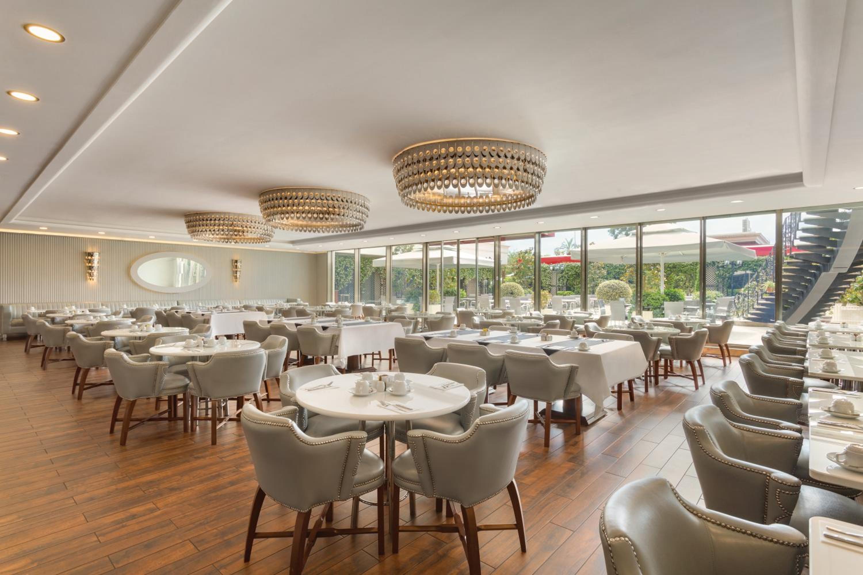 Wyndham Grand Istanbul Kalamış Marina Hotel - Image 92