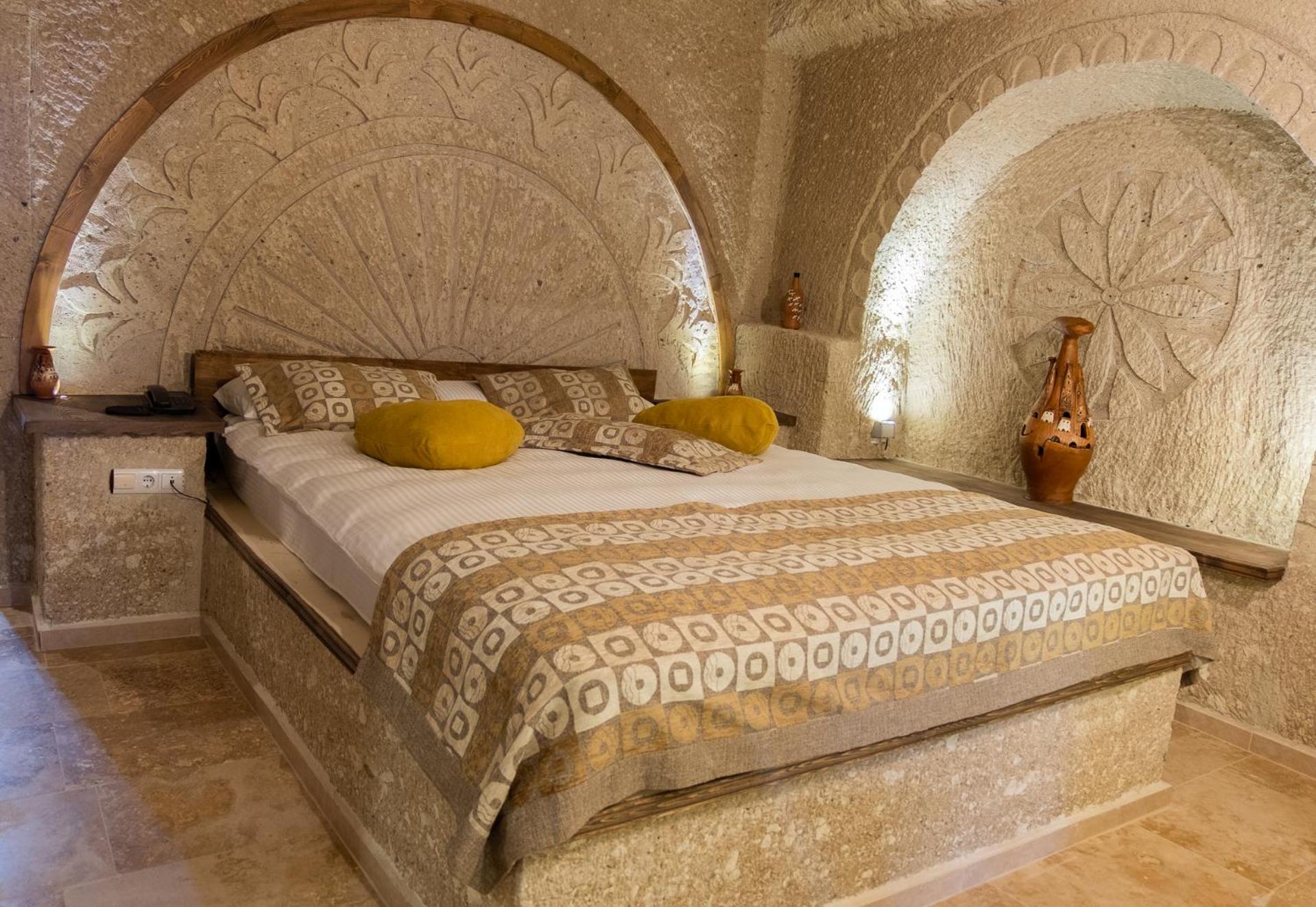Grand Elite Cave Suites - Image 121