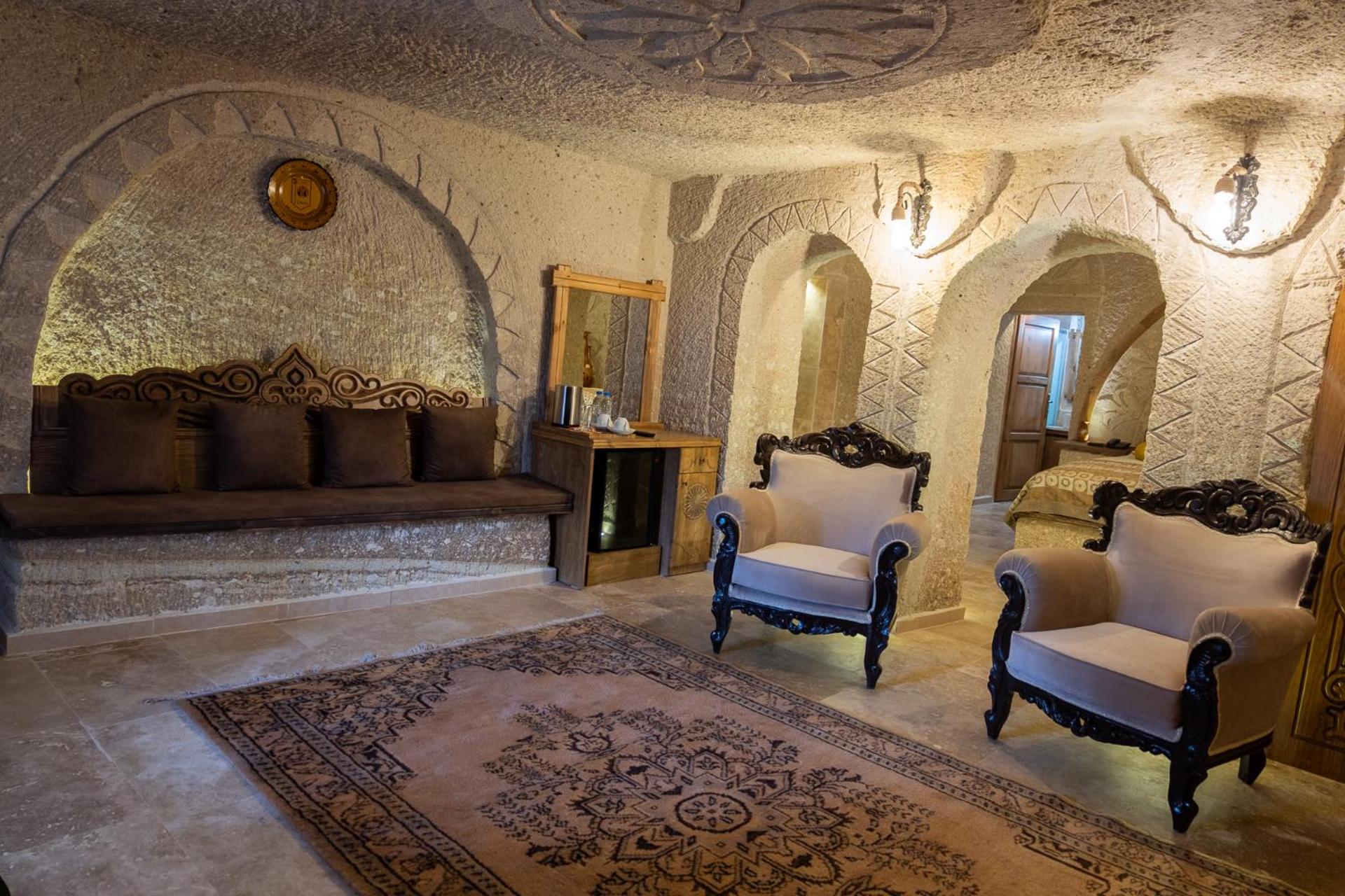 Grand Elite Cave Suites - Image 122