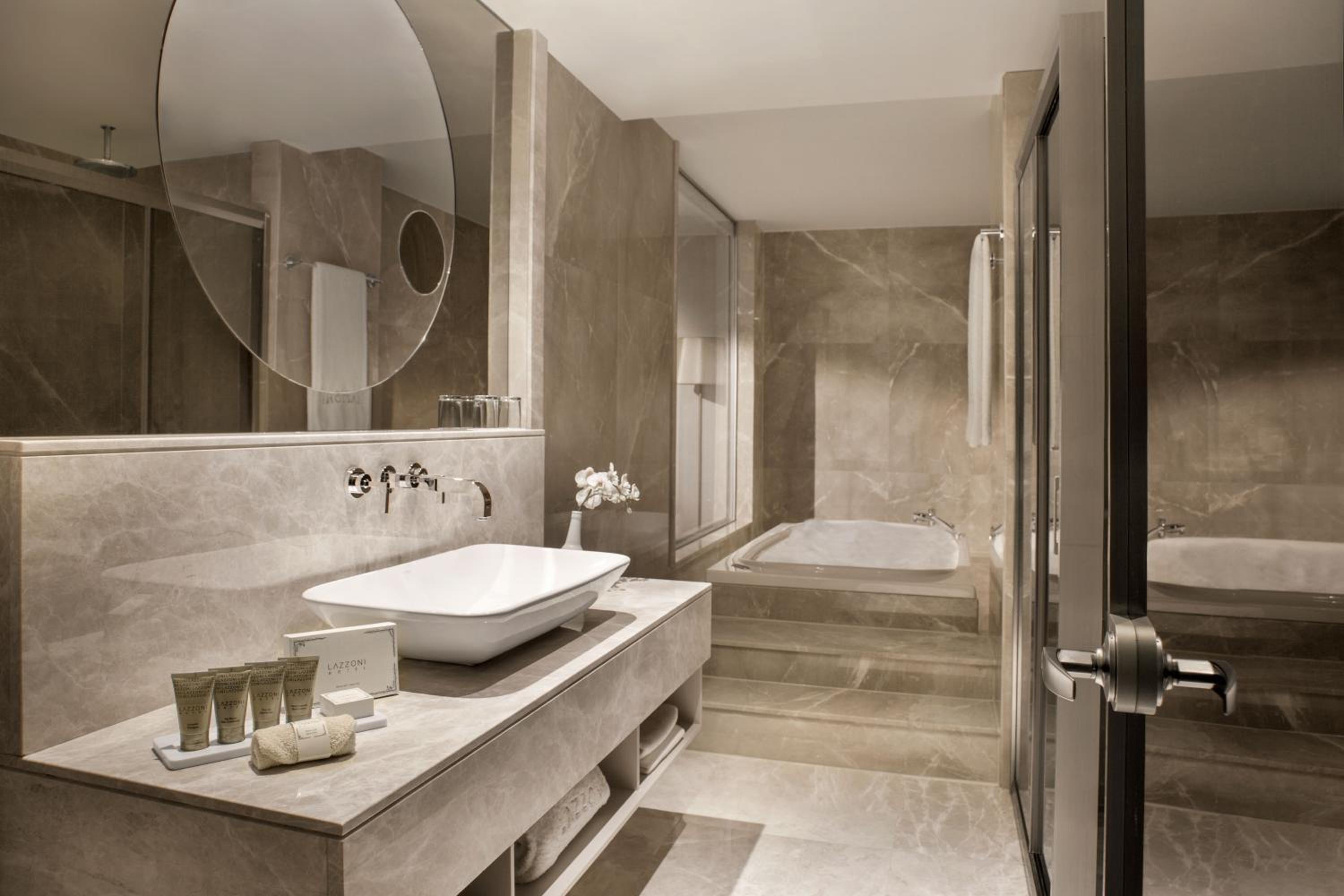 Lazzoni Otel - Image 24