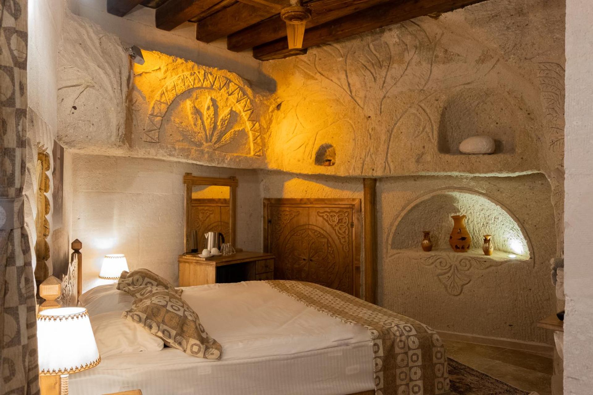 Grand Elite Cave Suites - Image 88