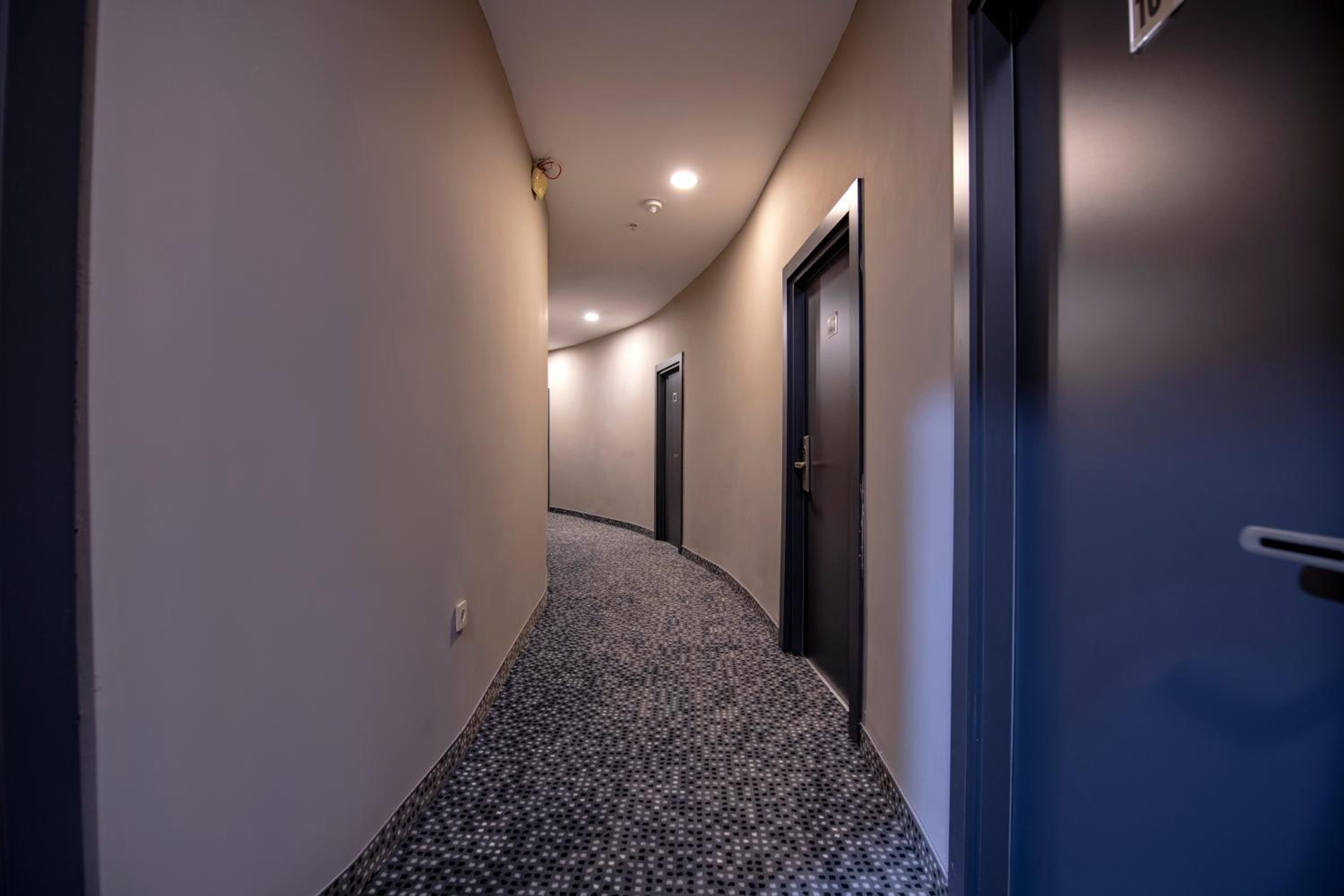 Tourist Hotel - Image 29