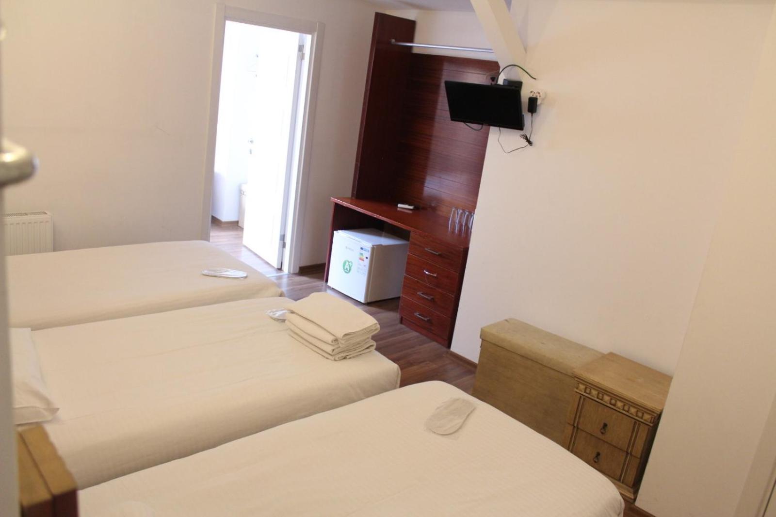 Istanbul Holiday Hotel - Image 13