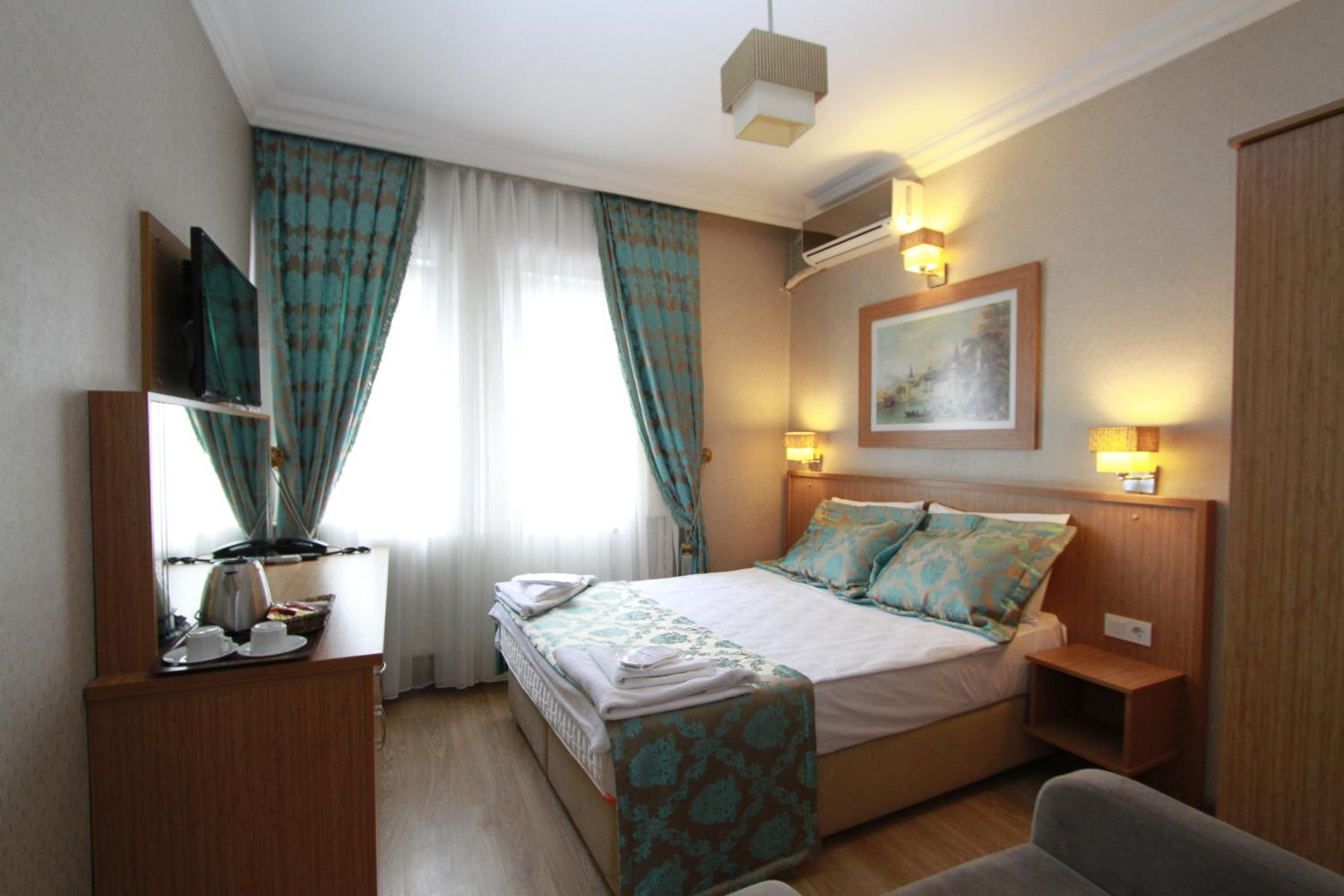 Agora Boutique Hotel & Bistro - Image 48