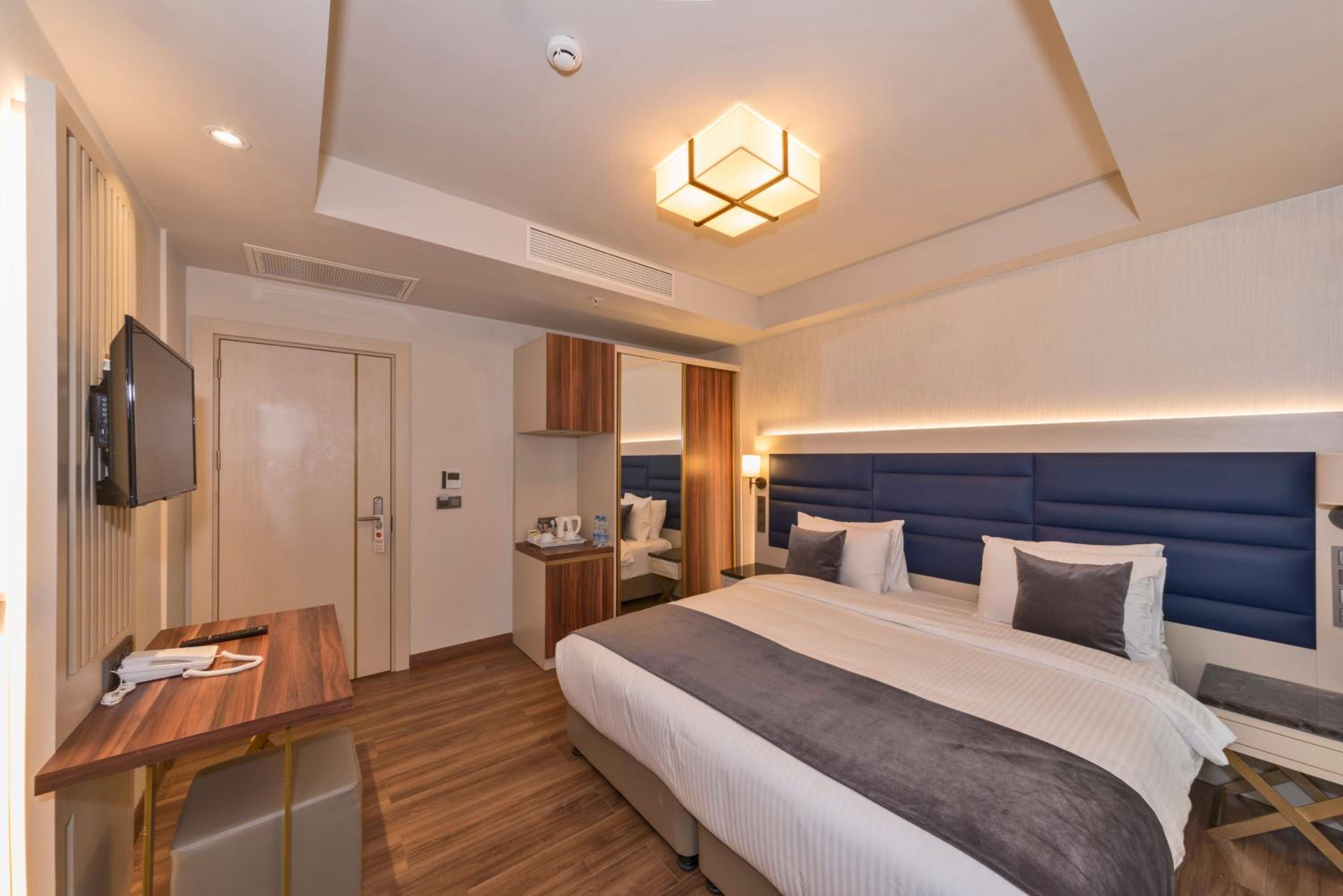 Golden Royal Hotel & SPA - Image 35