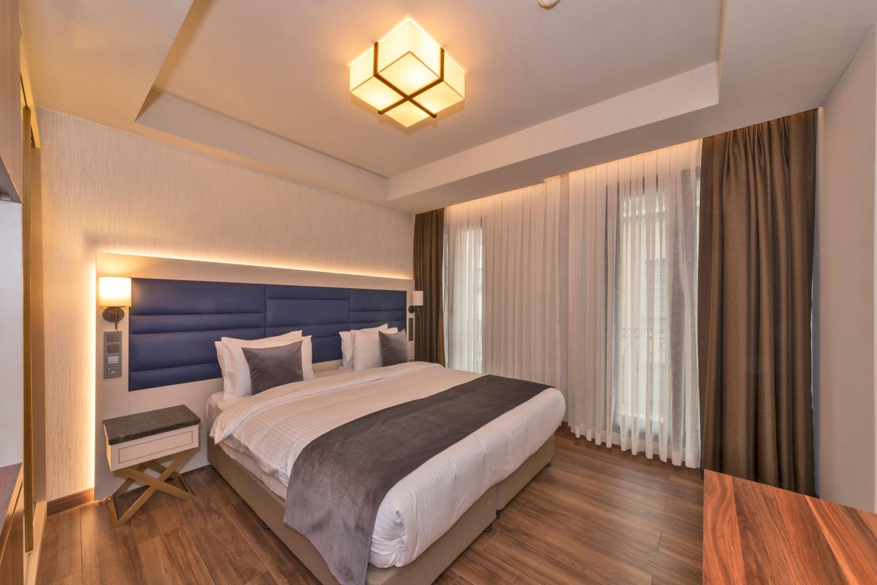 Golden Royal Hotel & SPA - Image 37
