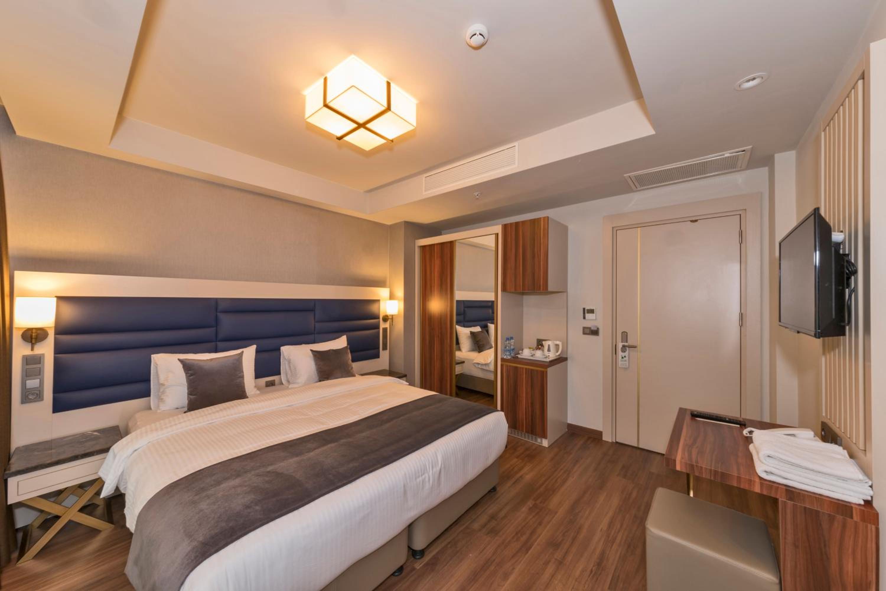 Golden Royal Hotel & SPA - Image 41