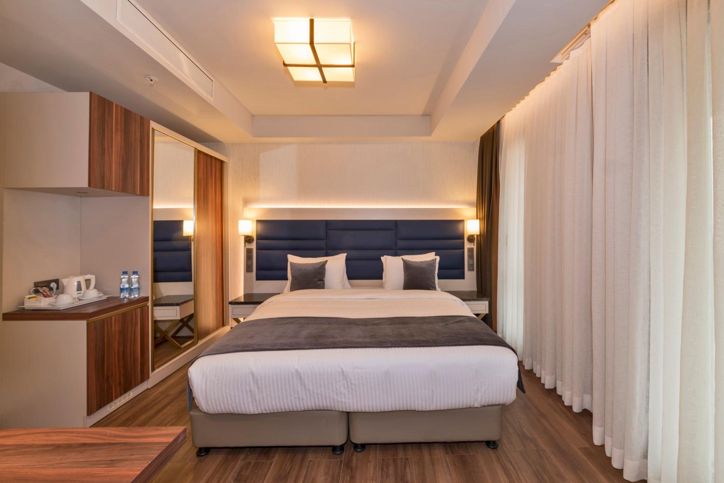 Golden Royal Hotel & SPA - Image 45