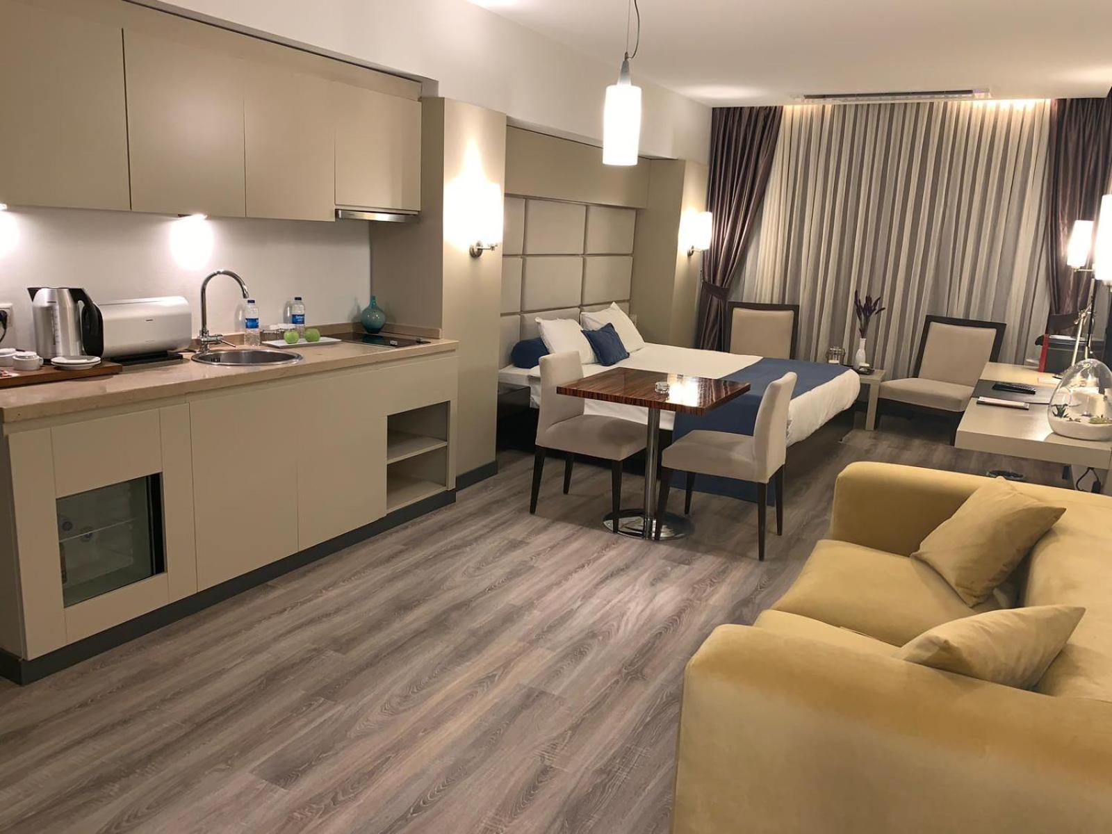 MY Hotel - Image 63