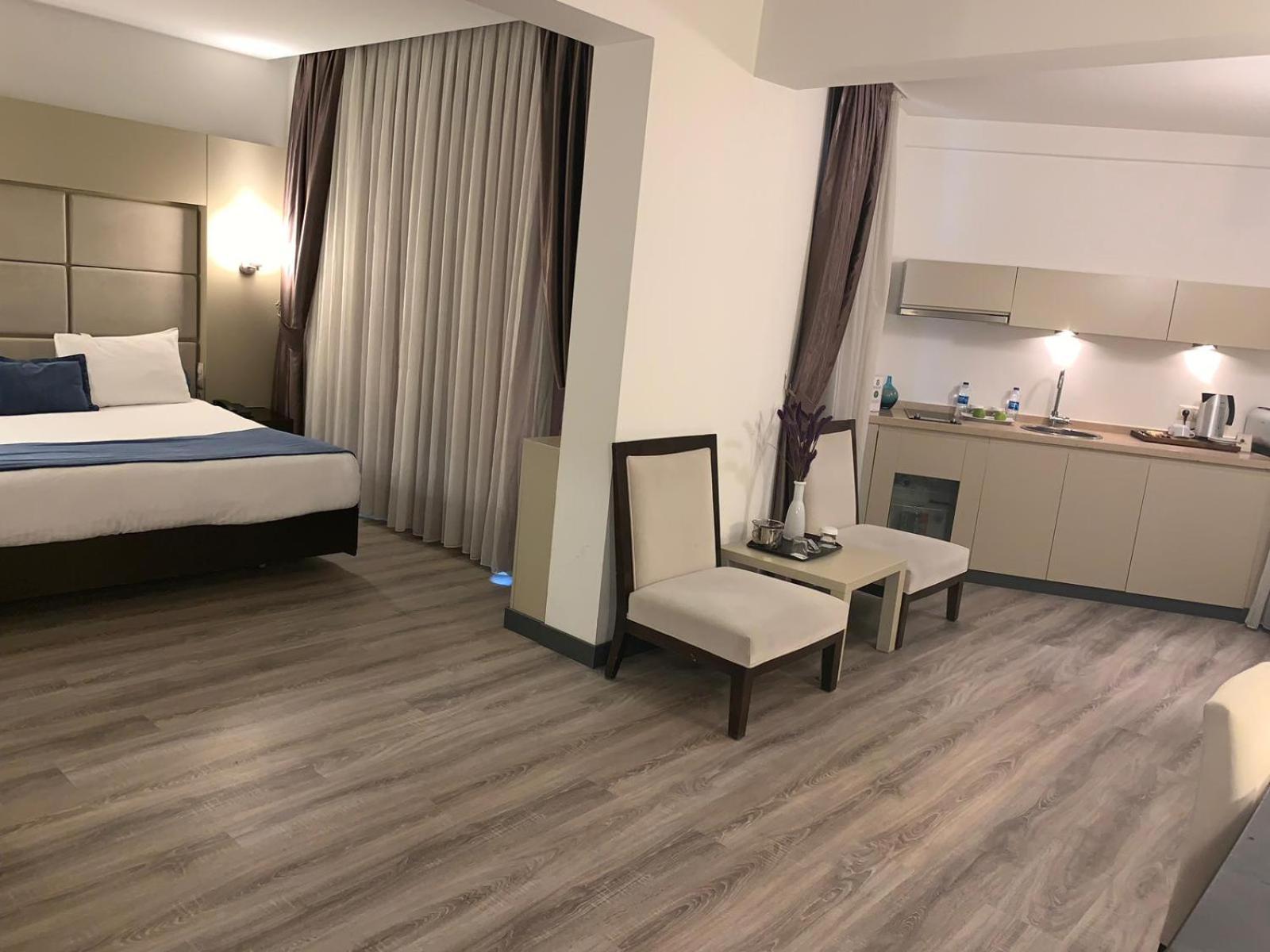 MY Hotel - Image 61