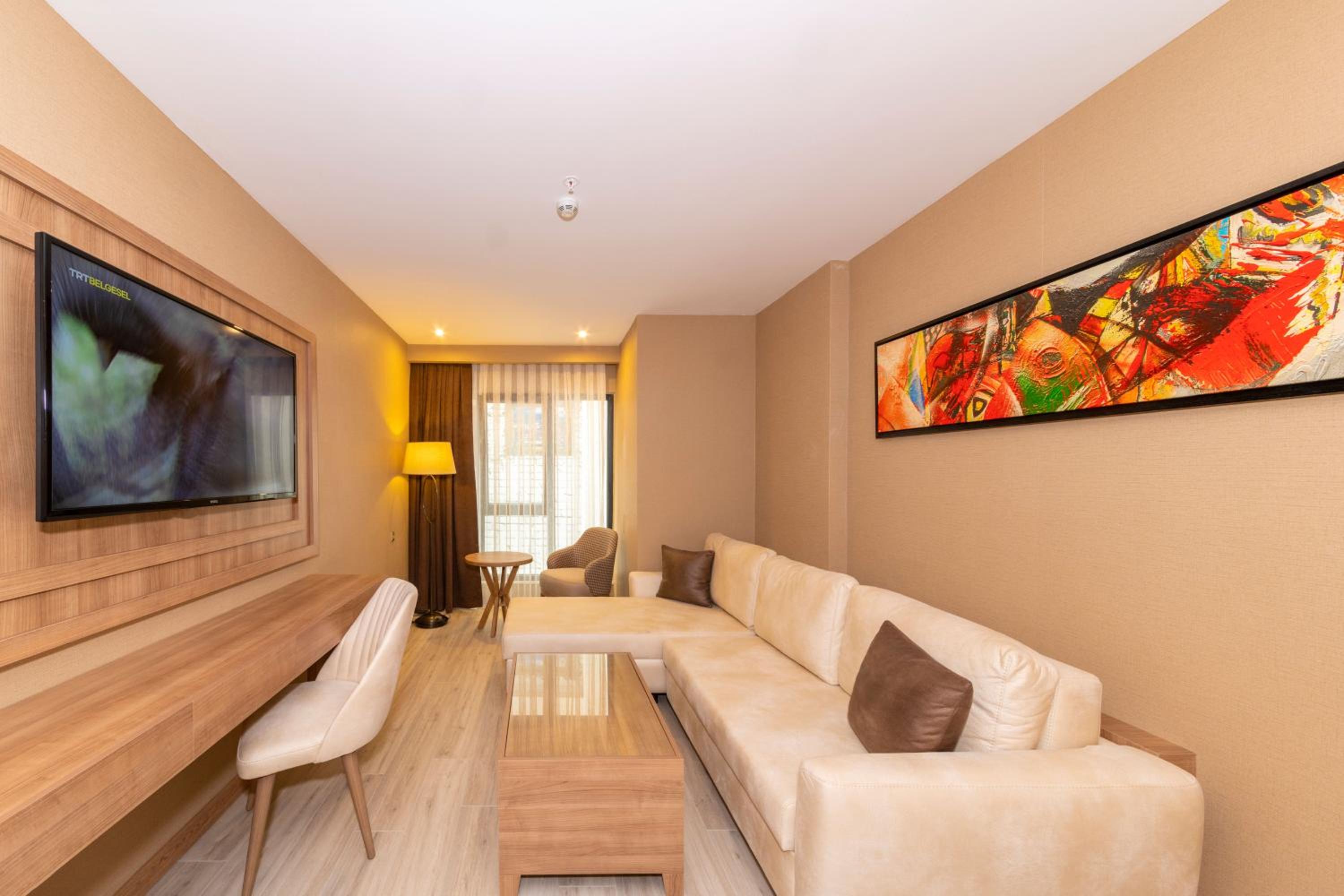 38 Otel - Image 132