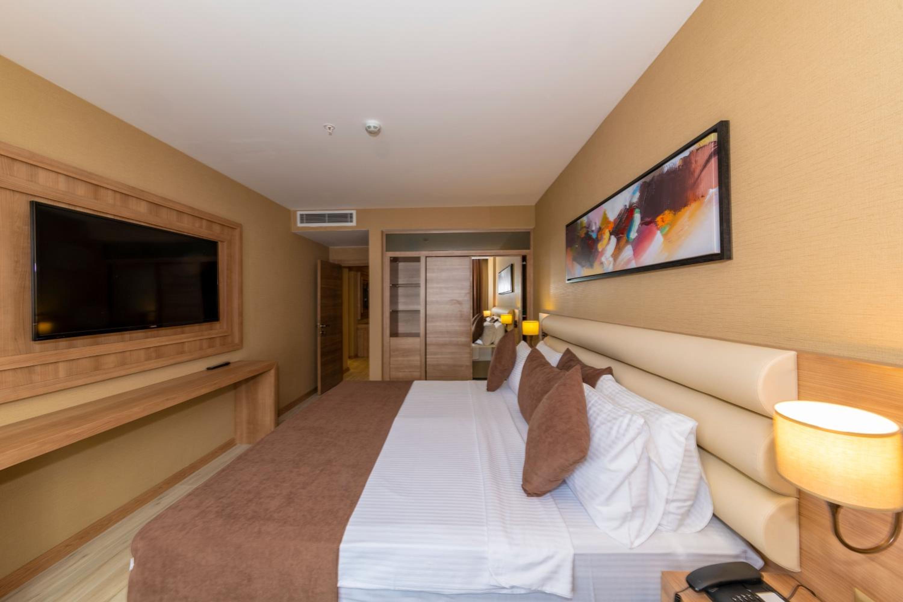 38 Otel - Image 121