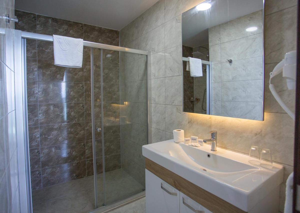 Marti Beach Hotel - Image 53