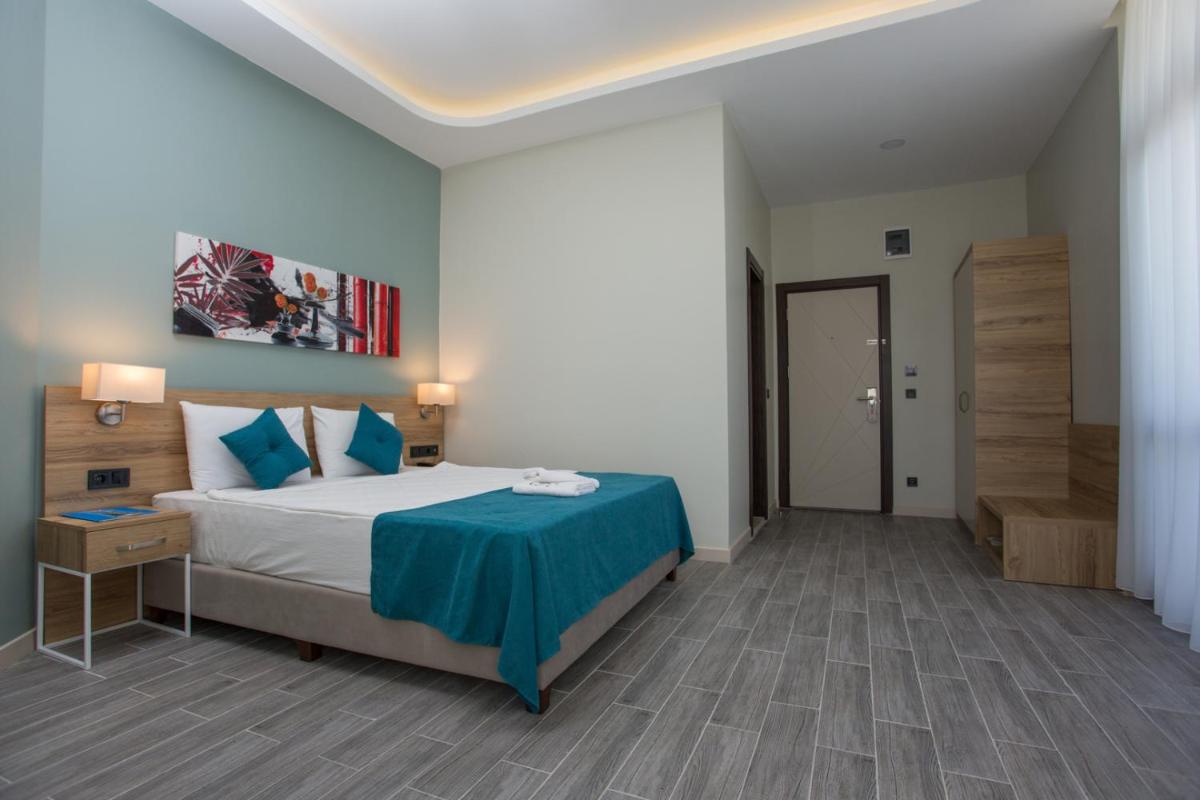 Marti Beach Hotel - Image 37