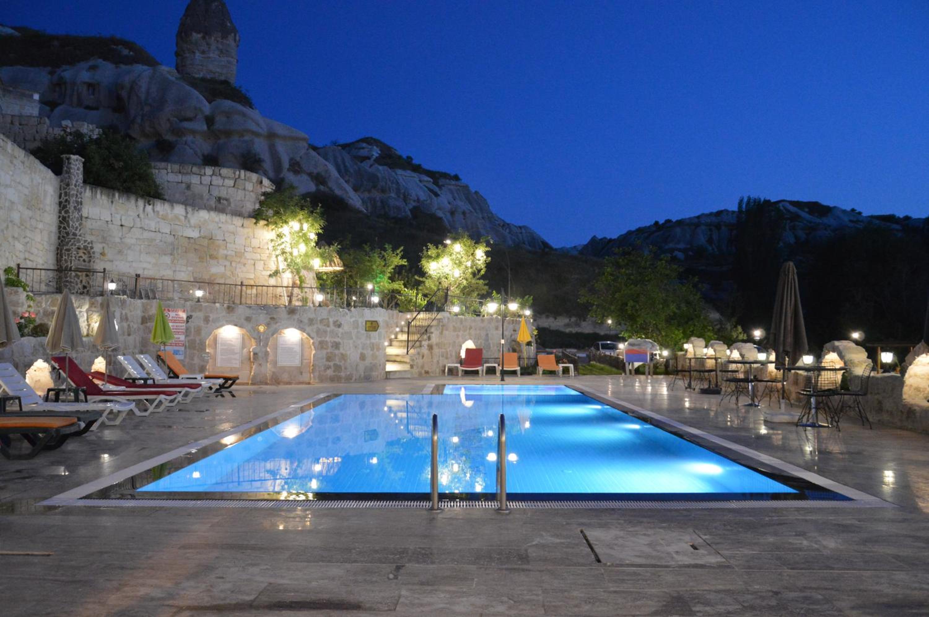 Grand Elite Cave Suites - Image 10