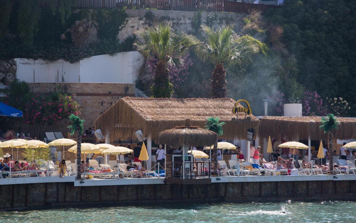 Marti Beach Hotel - Image 87