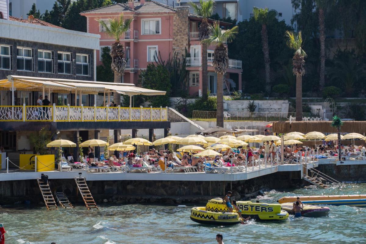 Marti Beach Hotel - Image 68