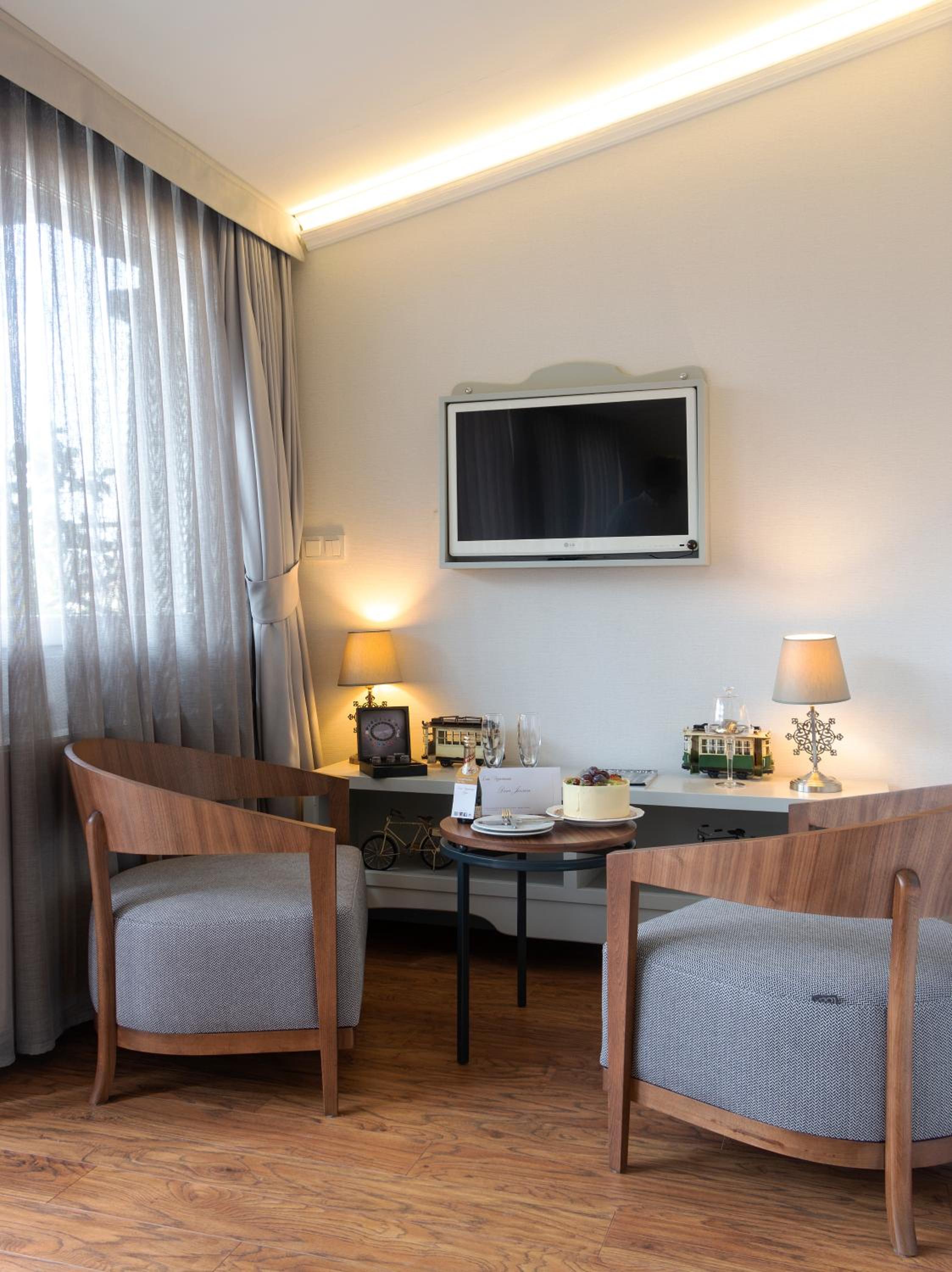 Louis Appartements Galata - Image 23