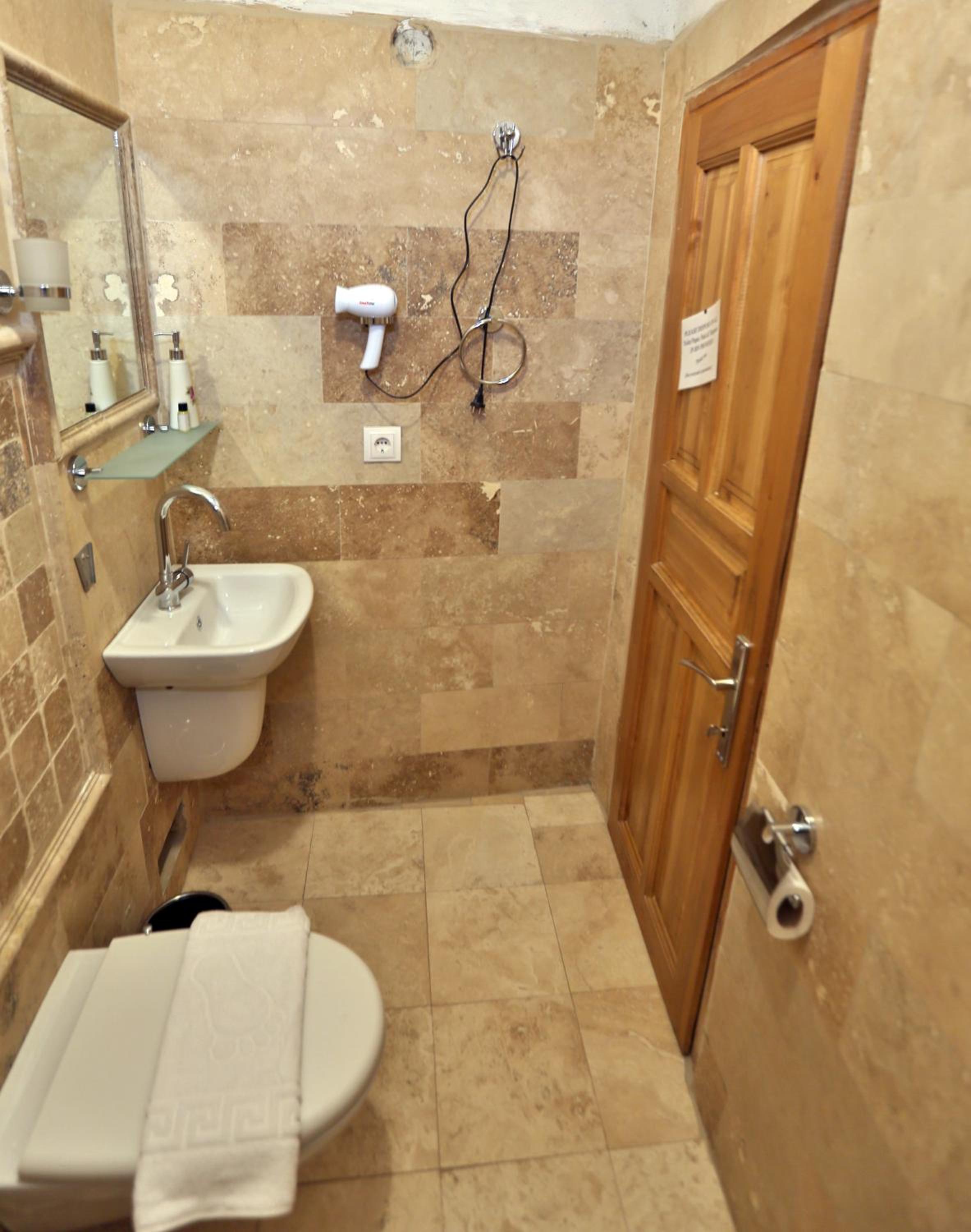Kookaburra Hotel - Image 34