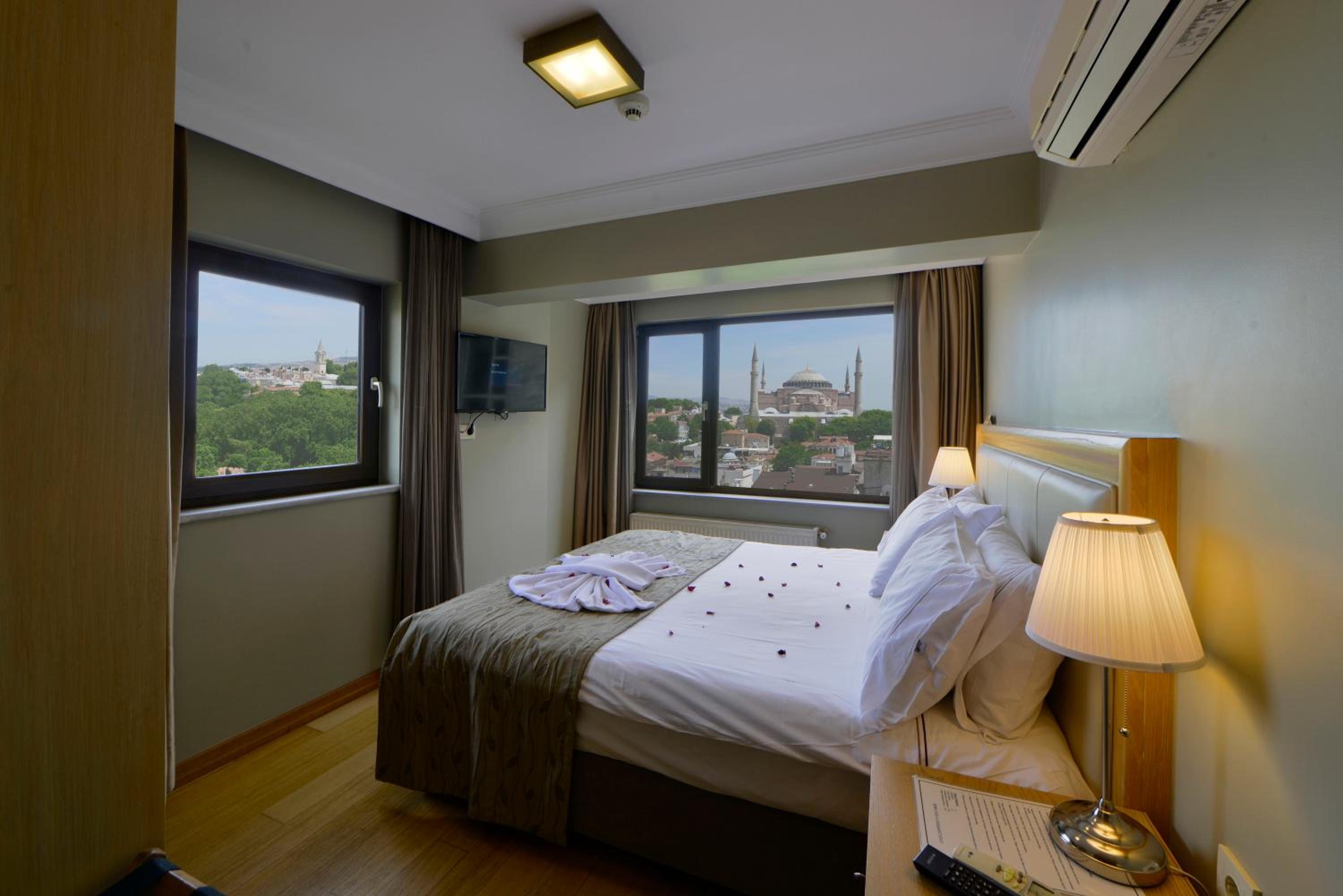 Agora Life Otel - Özel Sınıf - Image 24