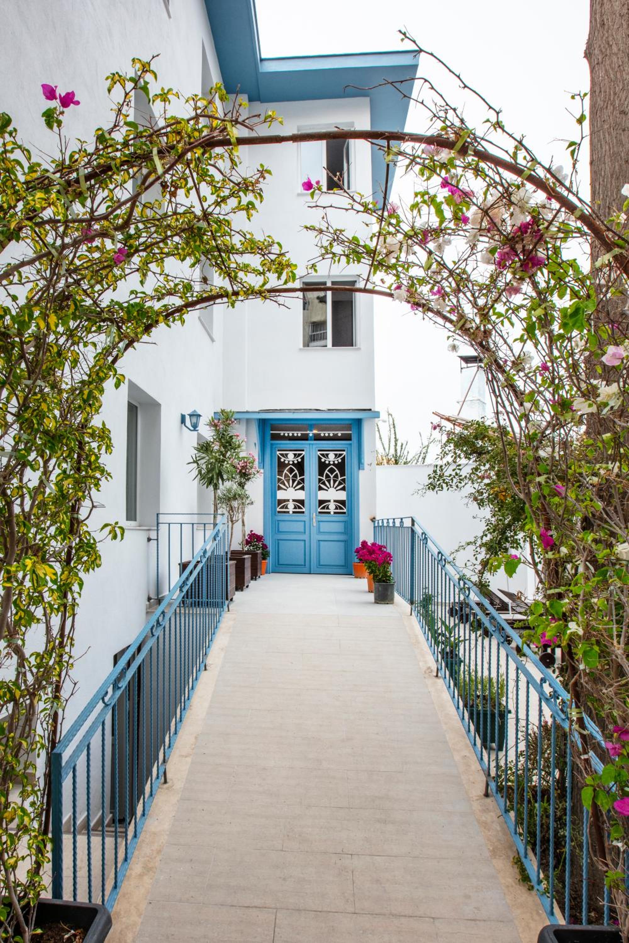 Eliada Hotel - Image 10