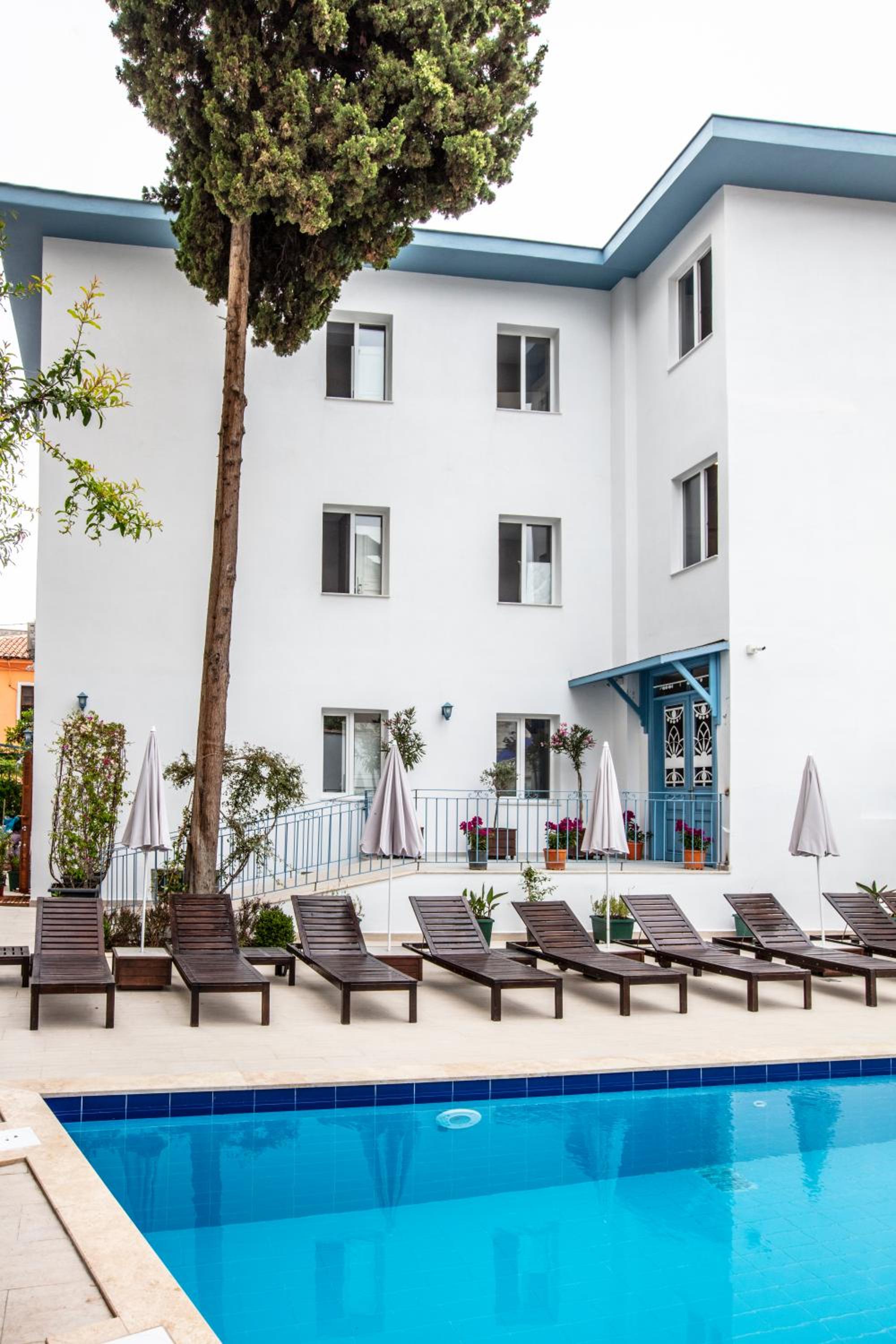 Eliada Hotel - Image 8
