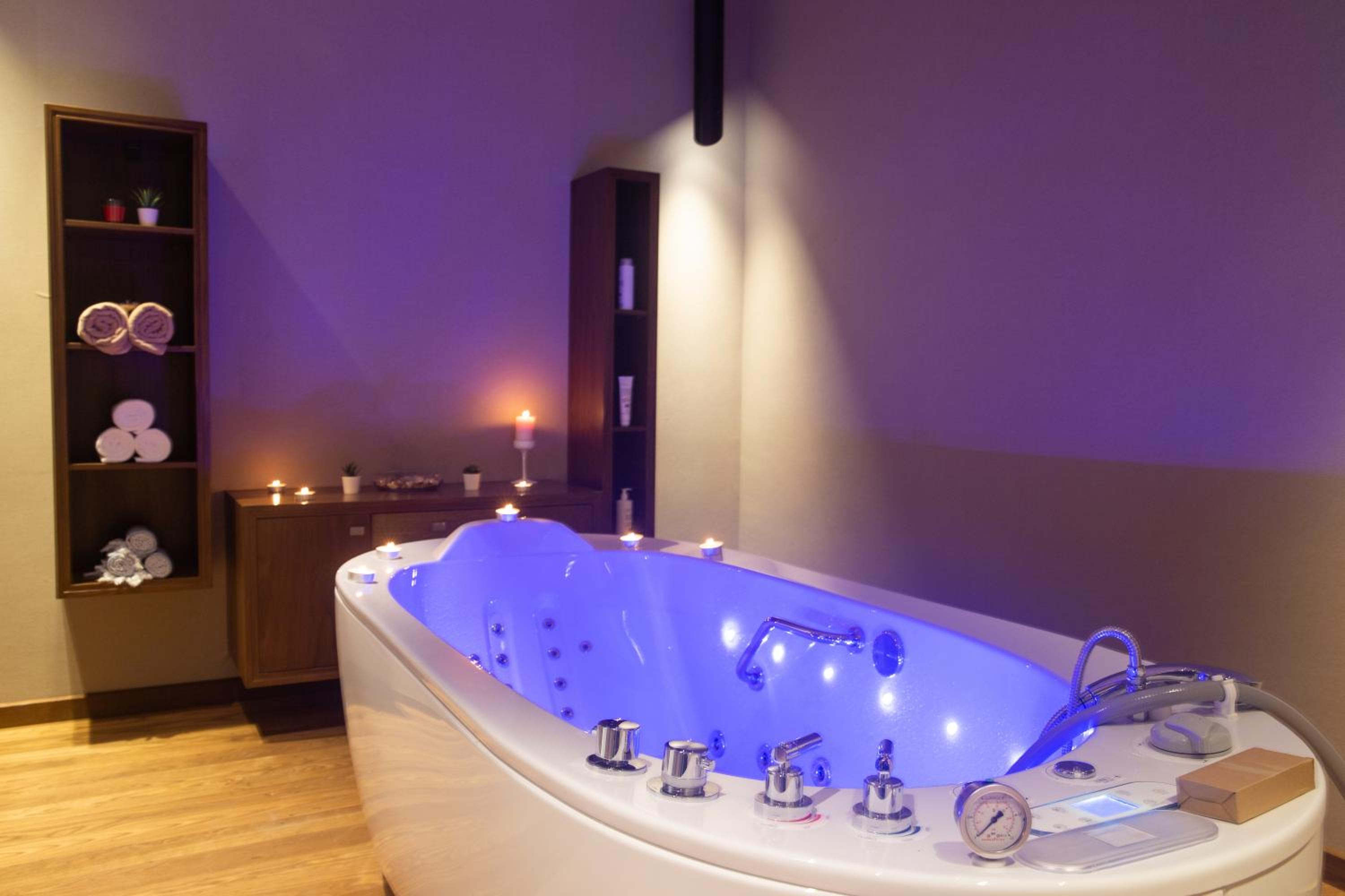 ON'LIVE OTEL - Image 55