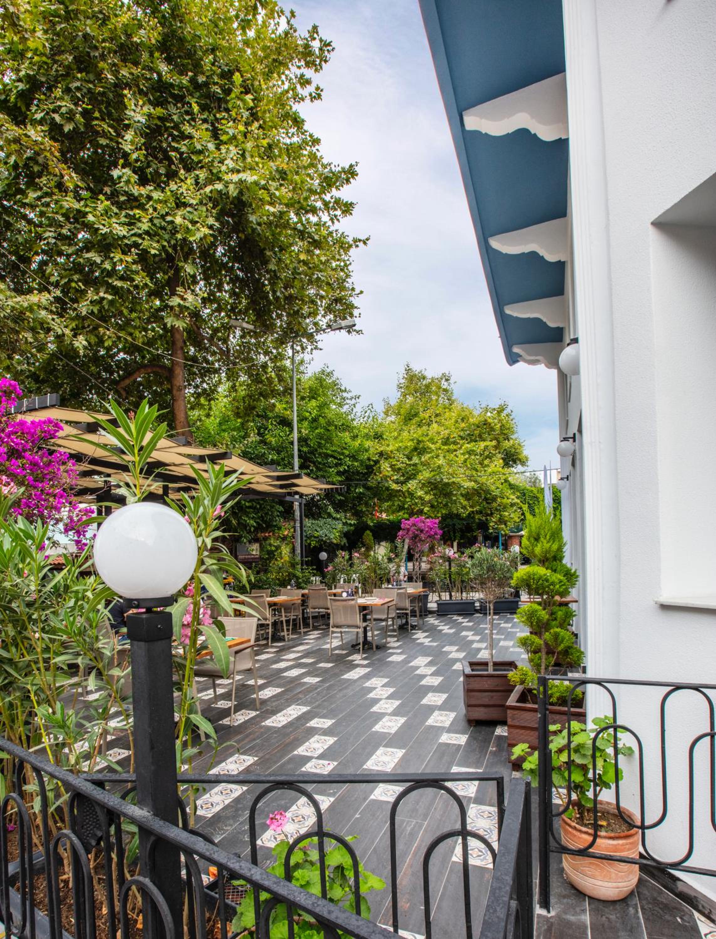 Eliada Hotel - Image 22