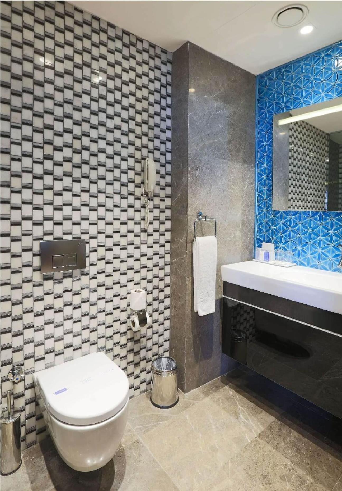 Hotel Arcadia Blue Istanbul - Image 30