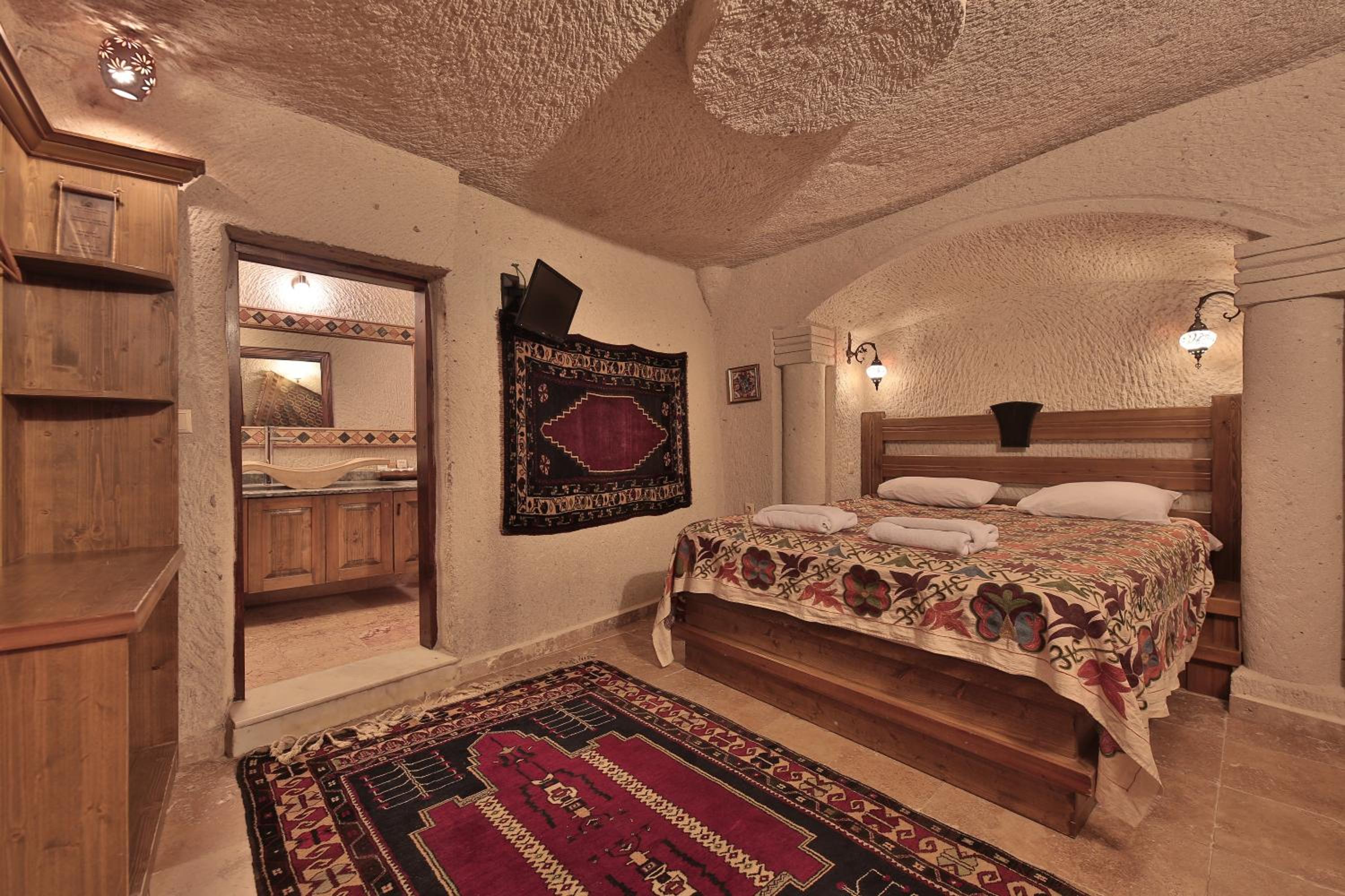 Local Cave House Hotel - Image 118