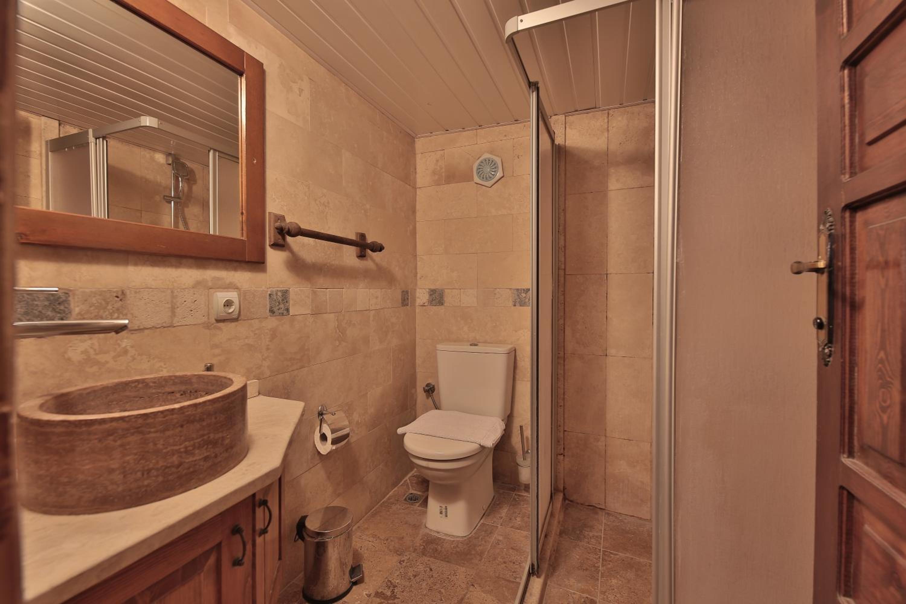 Local Cave House Hotel - Image 162