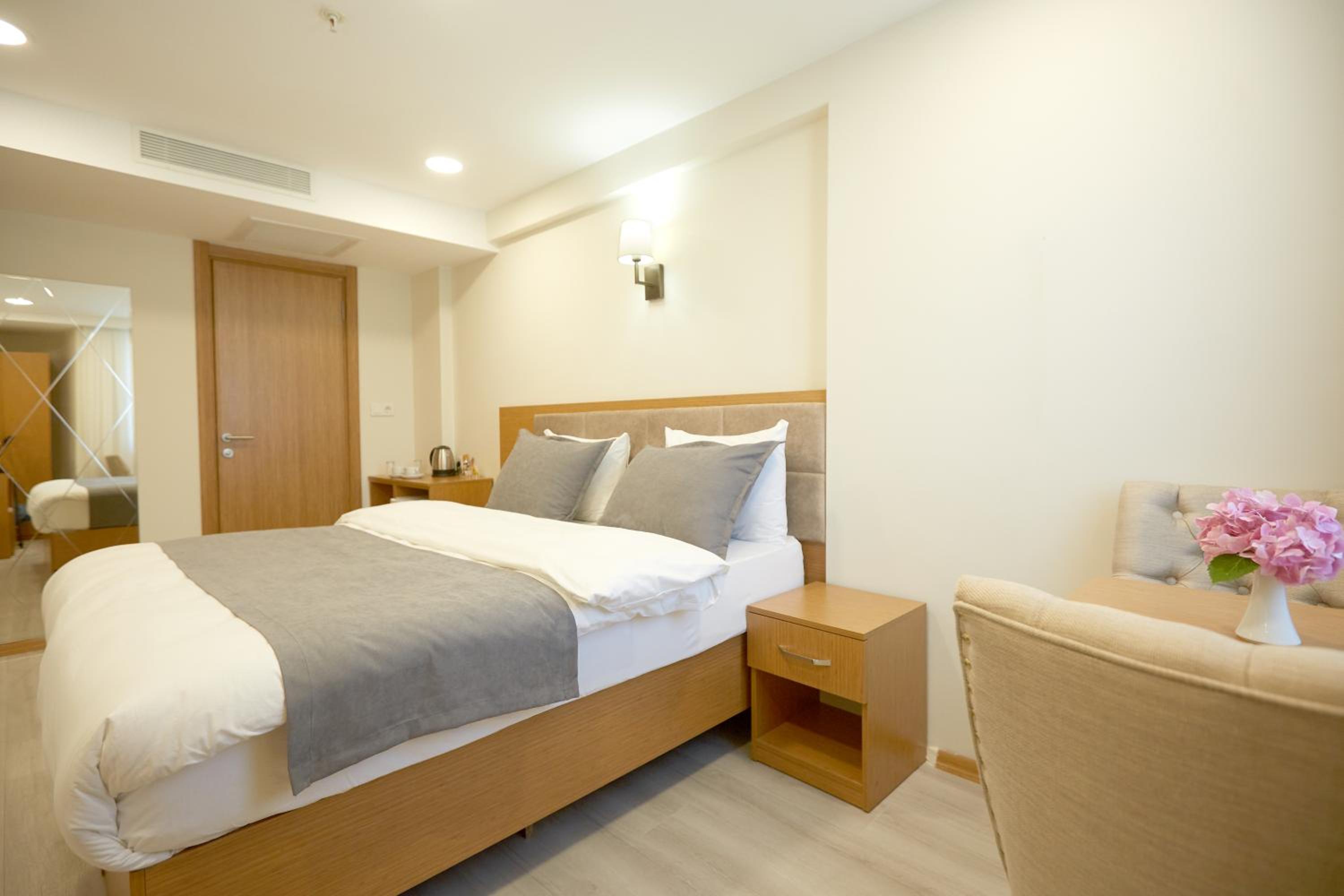 Kartal Palace Taksim Square AİLE OTELİ - Image 51