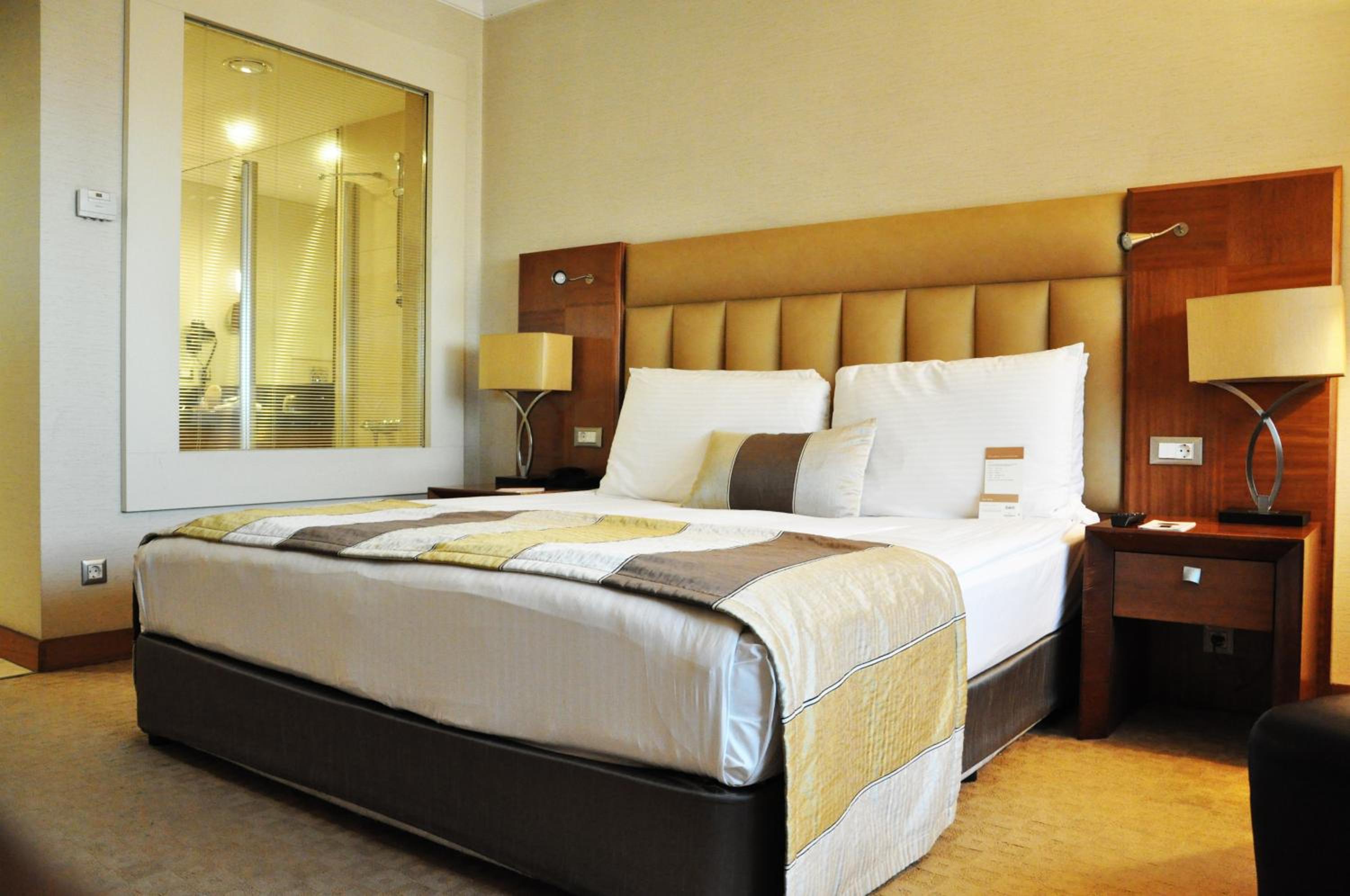 Mövenpick Hotel Izmir - Image 32