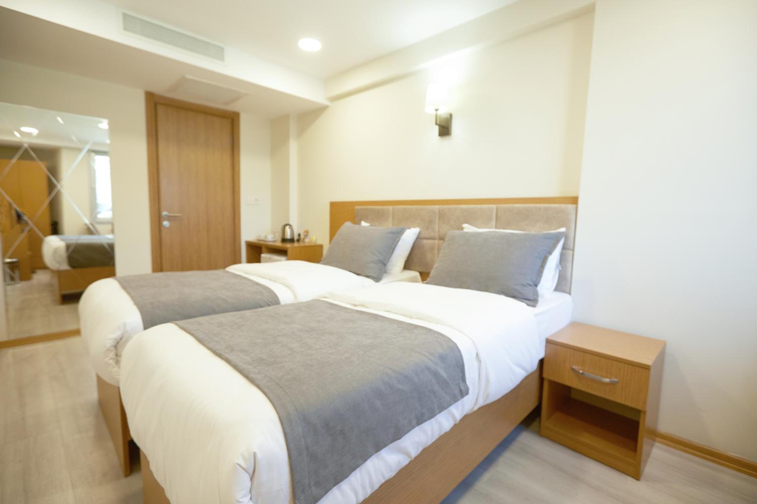 Kartal Palace Taksim Square AİLE OTELİ - Image 43
